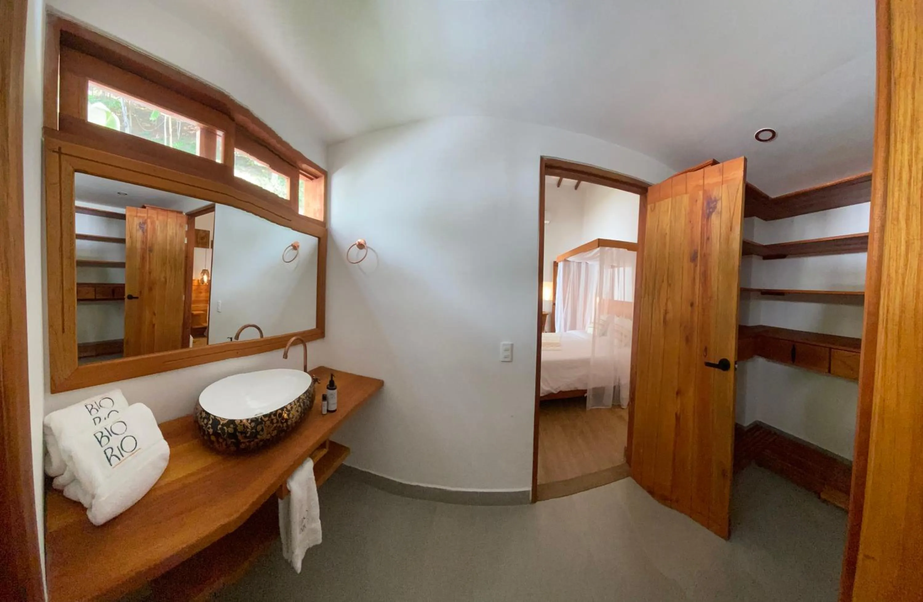 Bathroom, Bed in Bio Rio Hotel