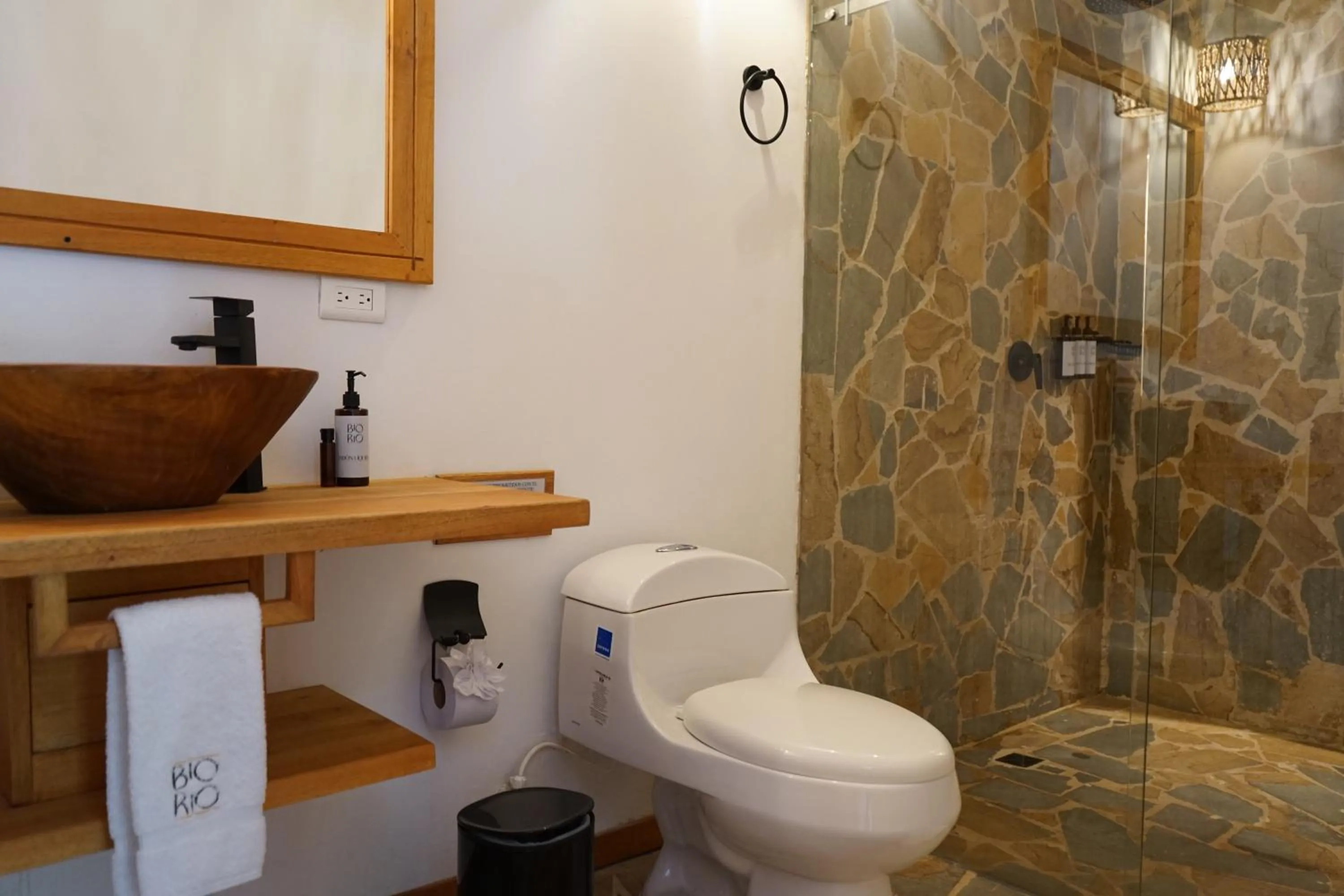 Shower in Bio Rio Hotel