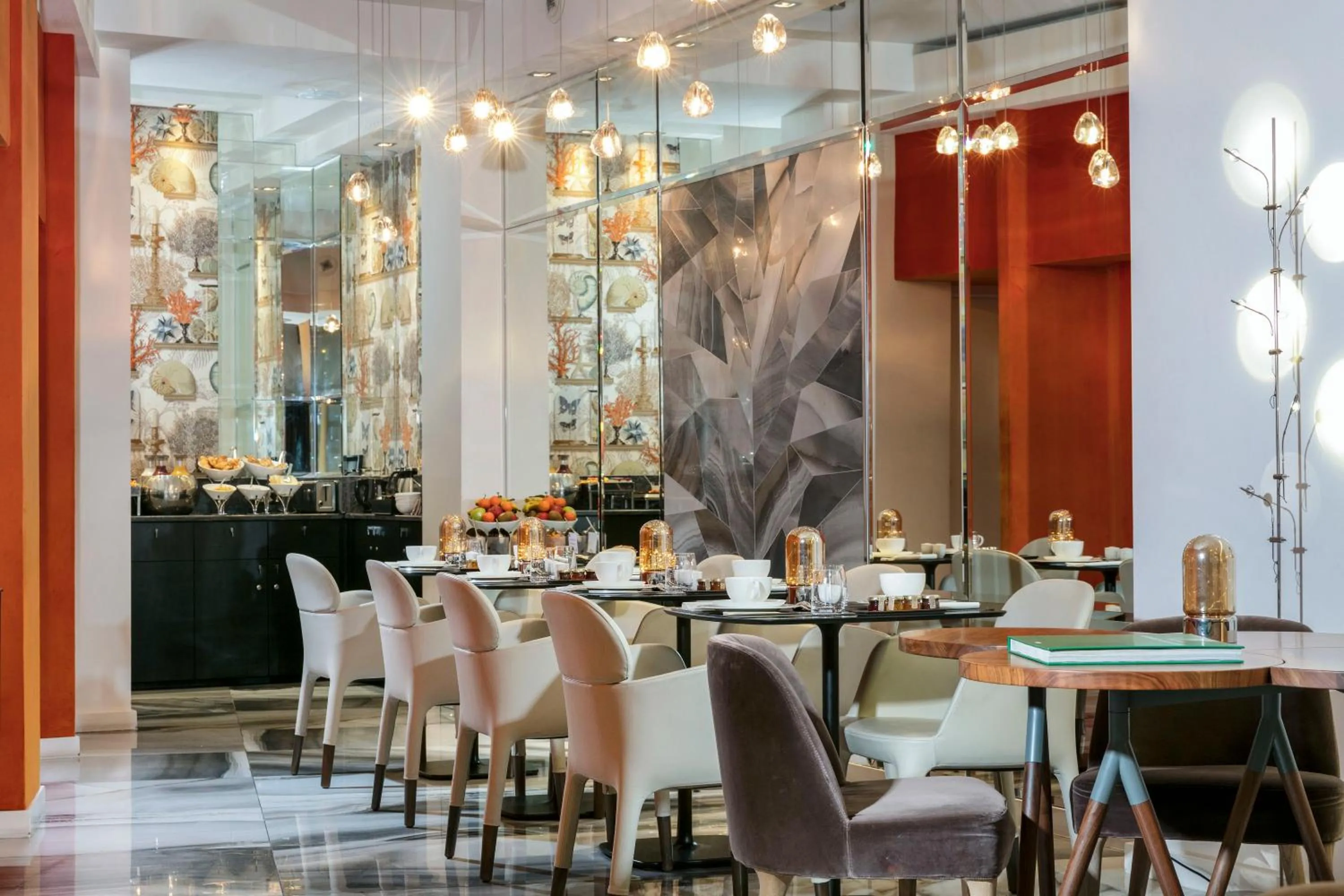 Breakfast in Hotel de Seze