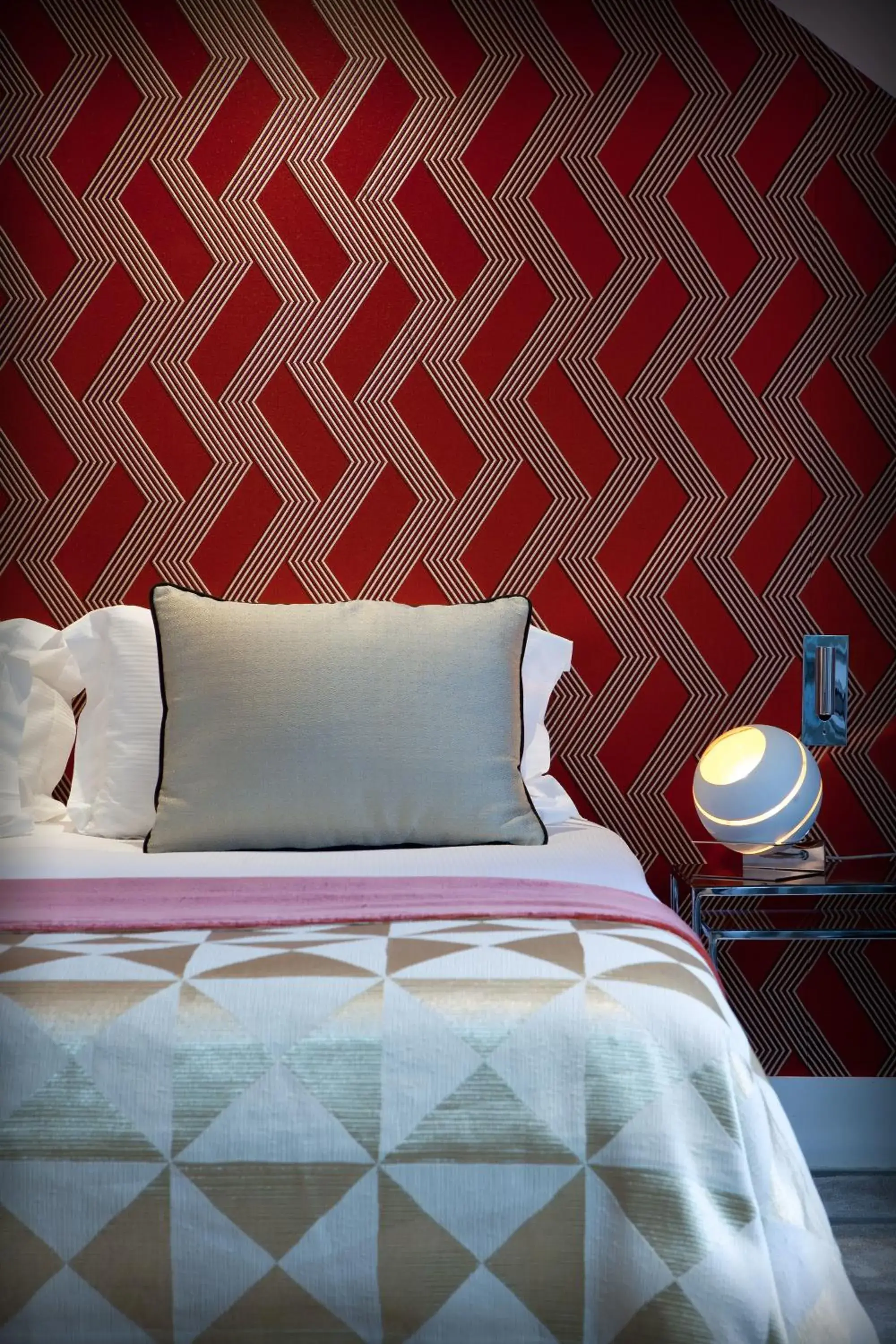 Executive Room in Hotel de Seze Executive Room in Hotel de Seze