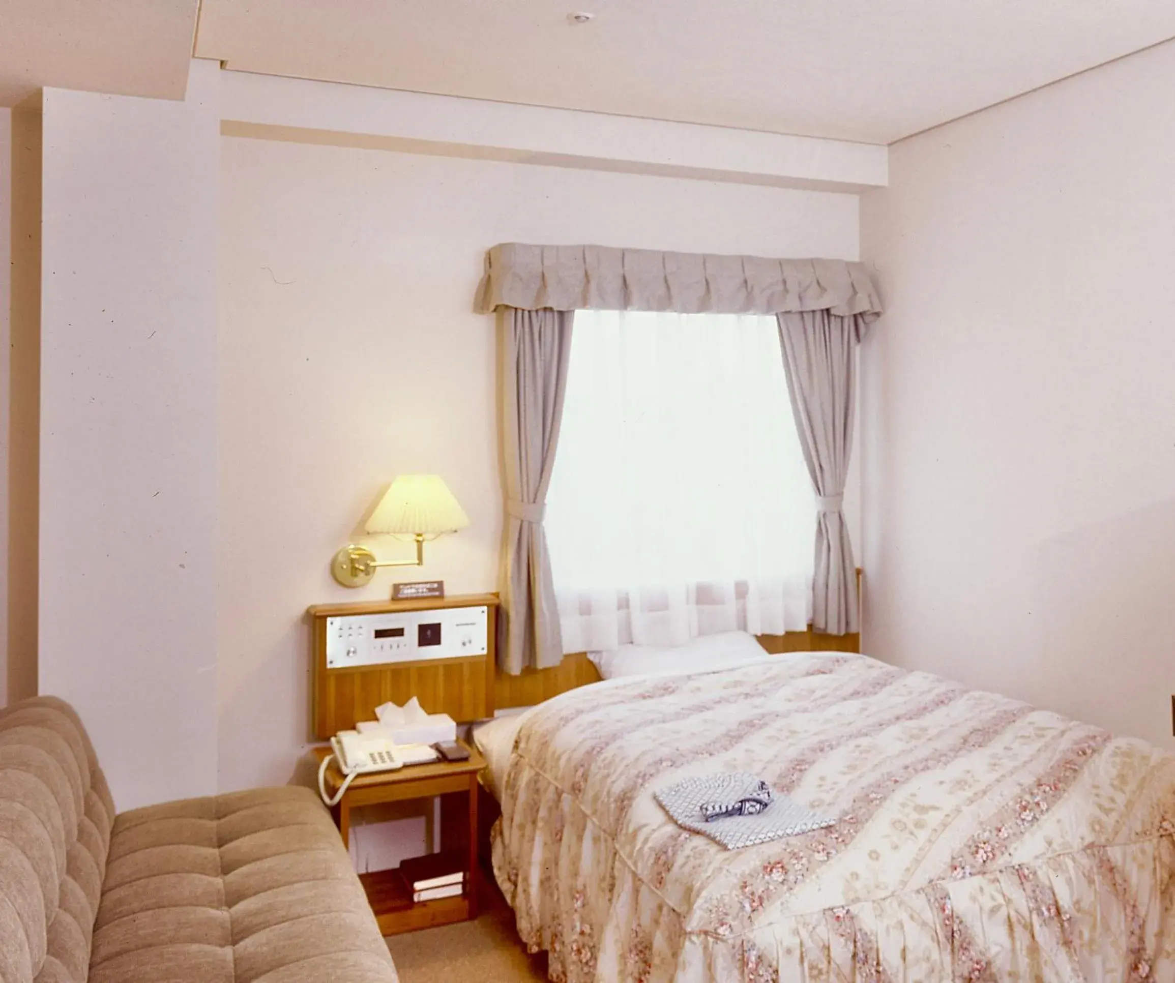 Single Room 1 - Non-Smoking in Okayama Universal Hotel Annex Single Room 1 - Non-Smoking in Okayama Universal Hotel Annex