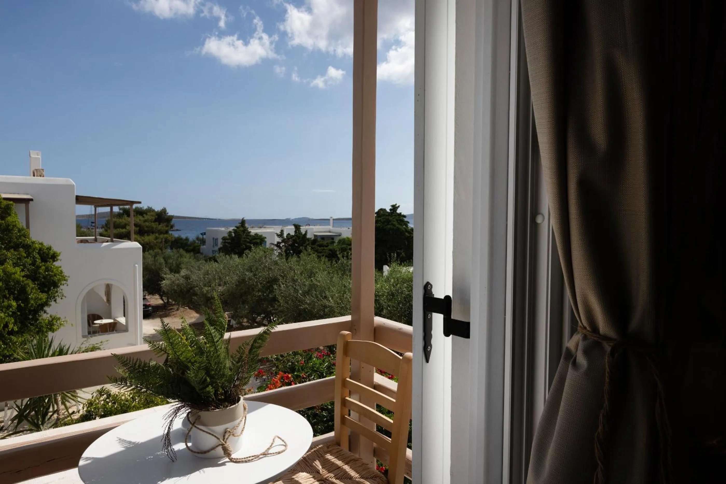 Natural landscape in Acoya Residences