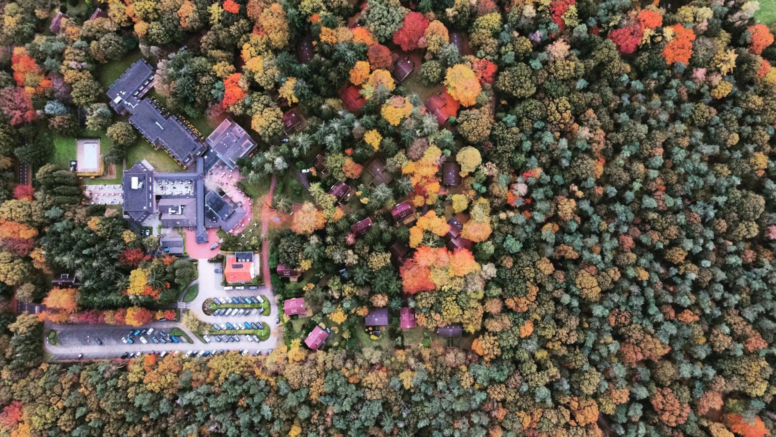 Property building in Hotel De Werelt Garderen