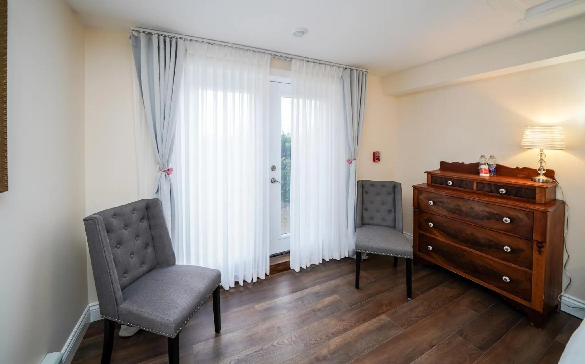 Patio in Niagara Grandview Boutique Hotel