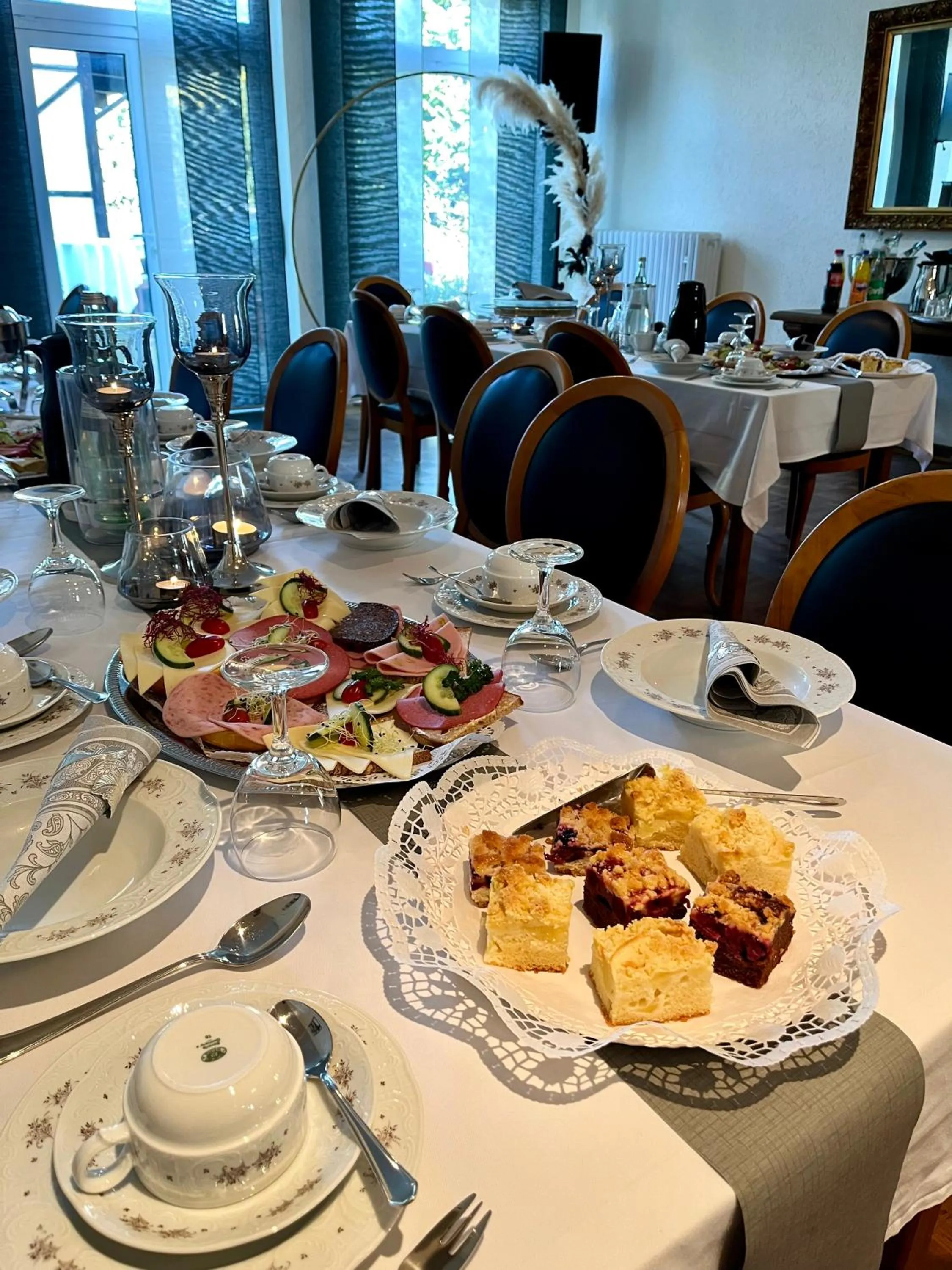 Restaurant/places to eat in Hotel zu den Linden