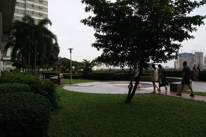 Studio with Pool View - single occupancy in The Beacon Makati by mvmtransient Studio with Pool View - single occupancy in The Beacon Makati by mvmtransient