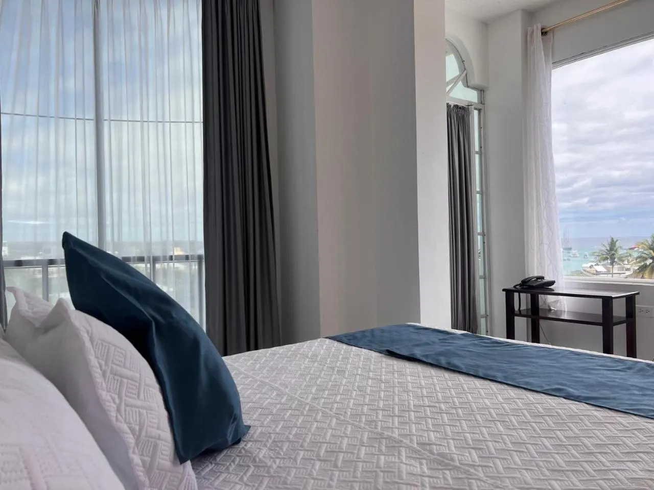 Balcony/Terrace, Bed in Carliza Nature Lodge