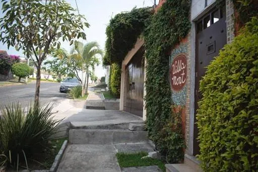 Facade/entrance in Villa Mont