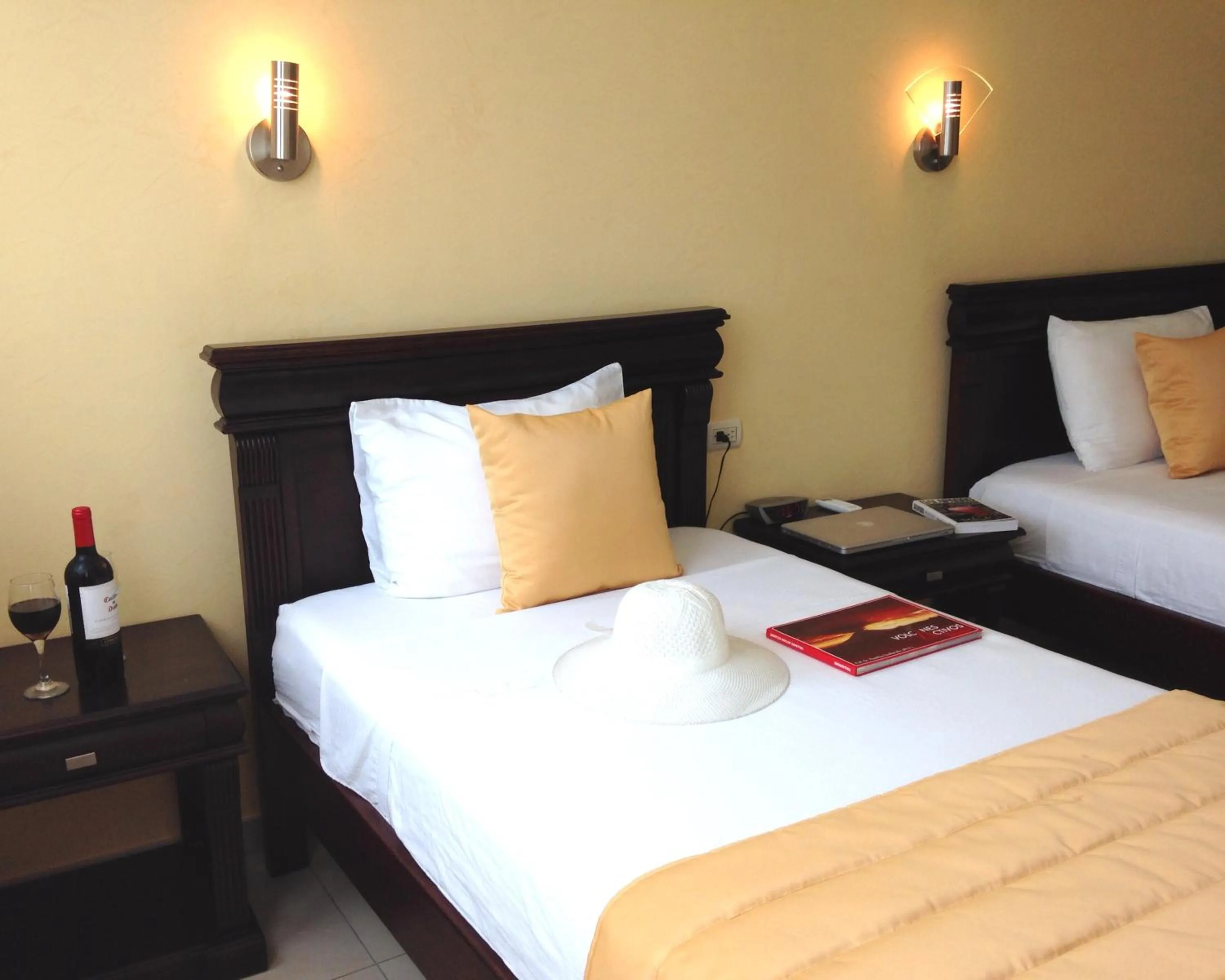 Twin Room in Hotel Flamingo