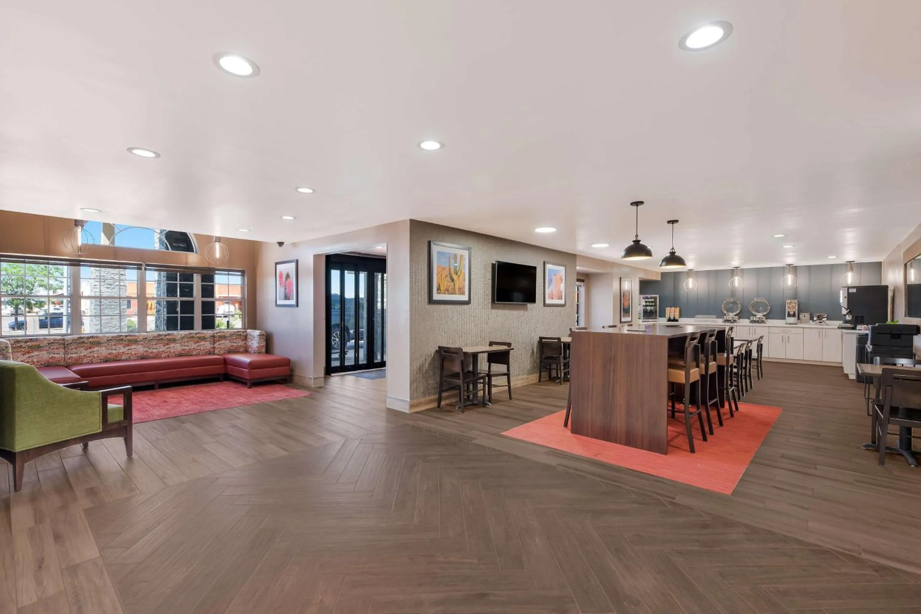 Breakfast in Best Western Bellemont Shadow Mountain Inn