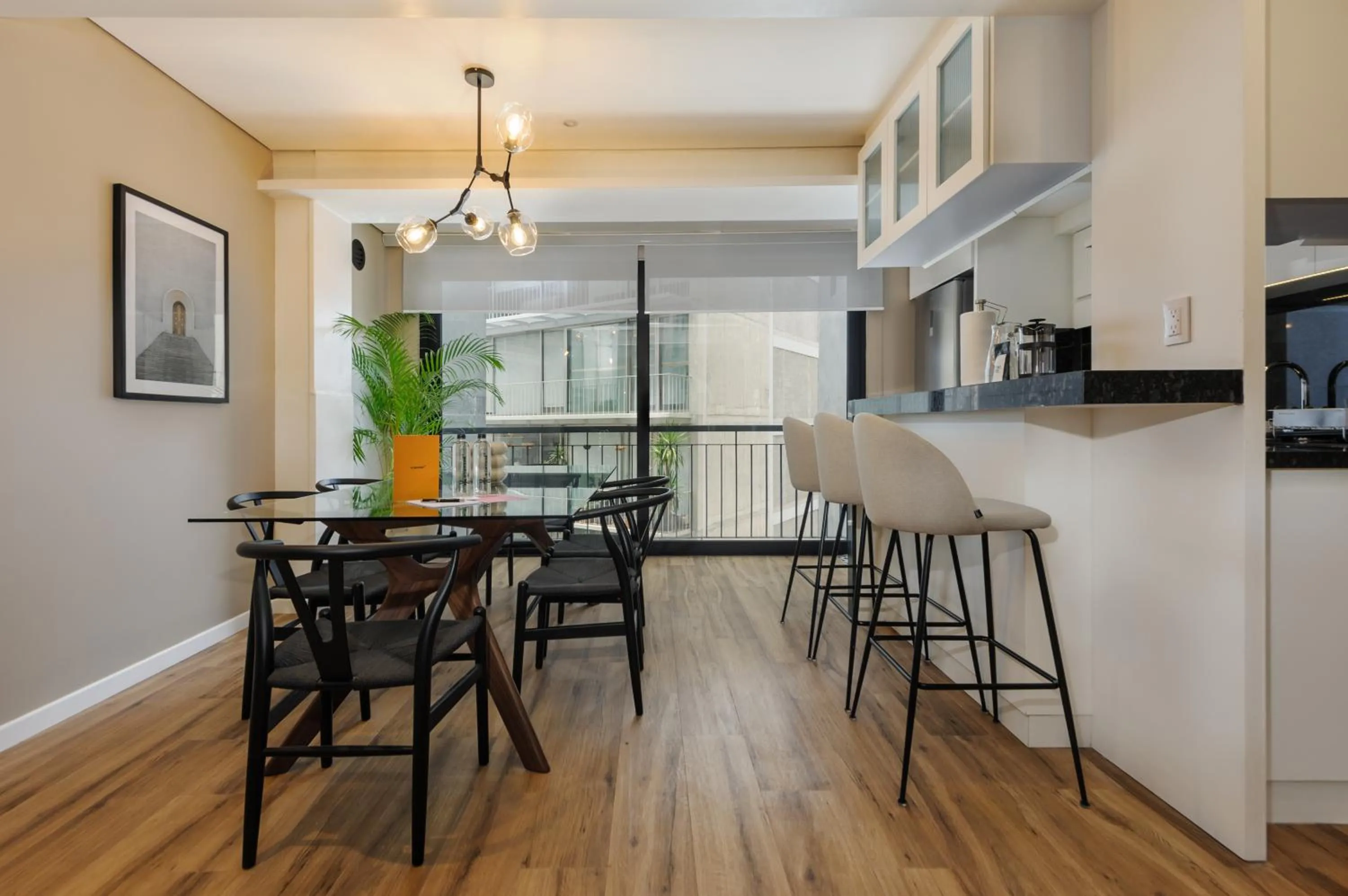 Kitchen or kitchenette in Nuevo Leon 155 by Wynwood House