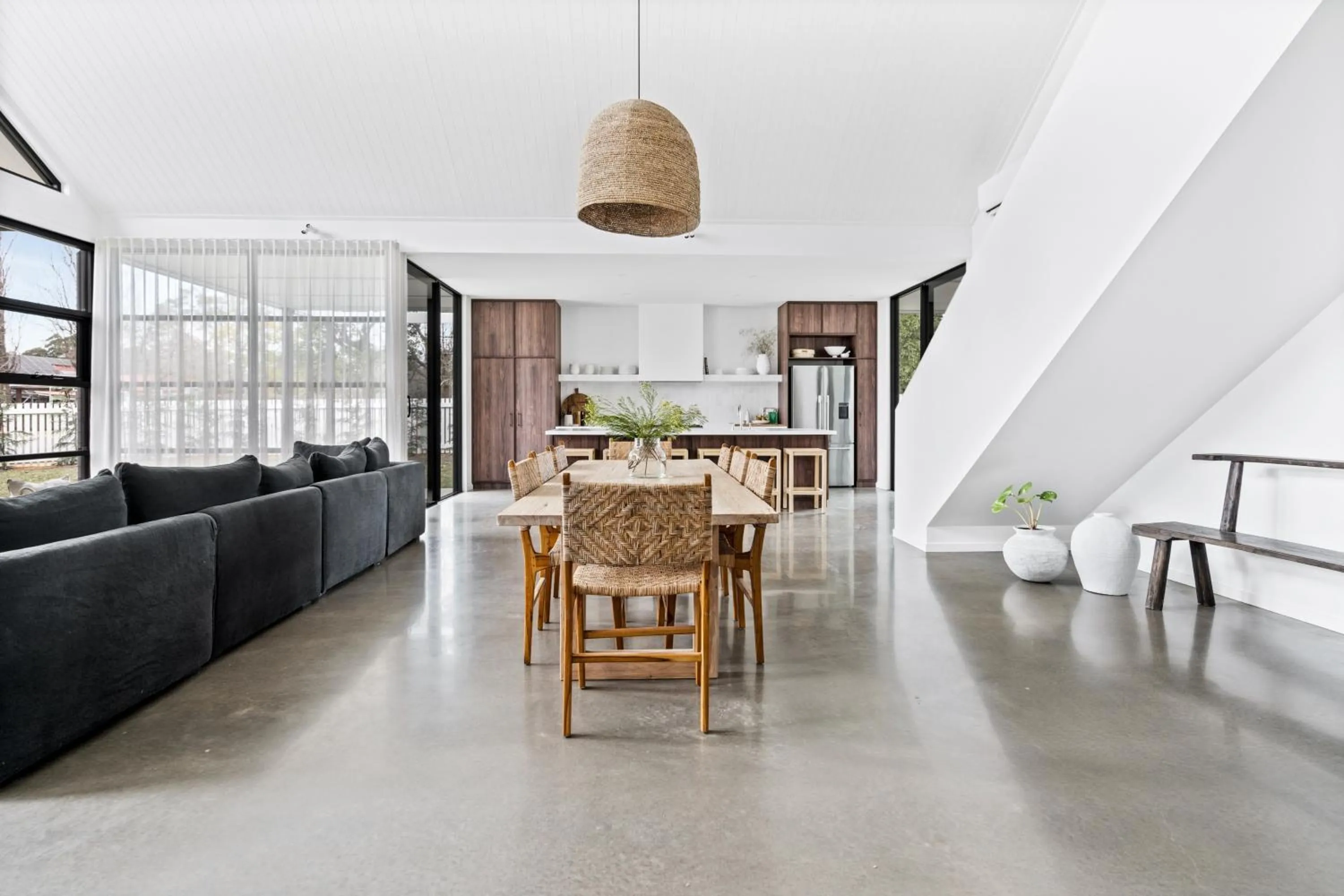 Kitchen or kitchenette in Maple Cottages, Berry - by Linnaeus Collection