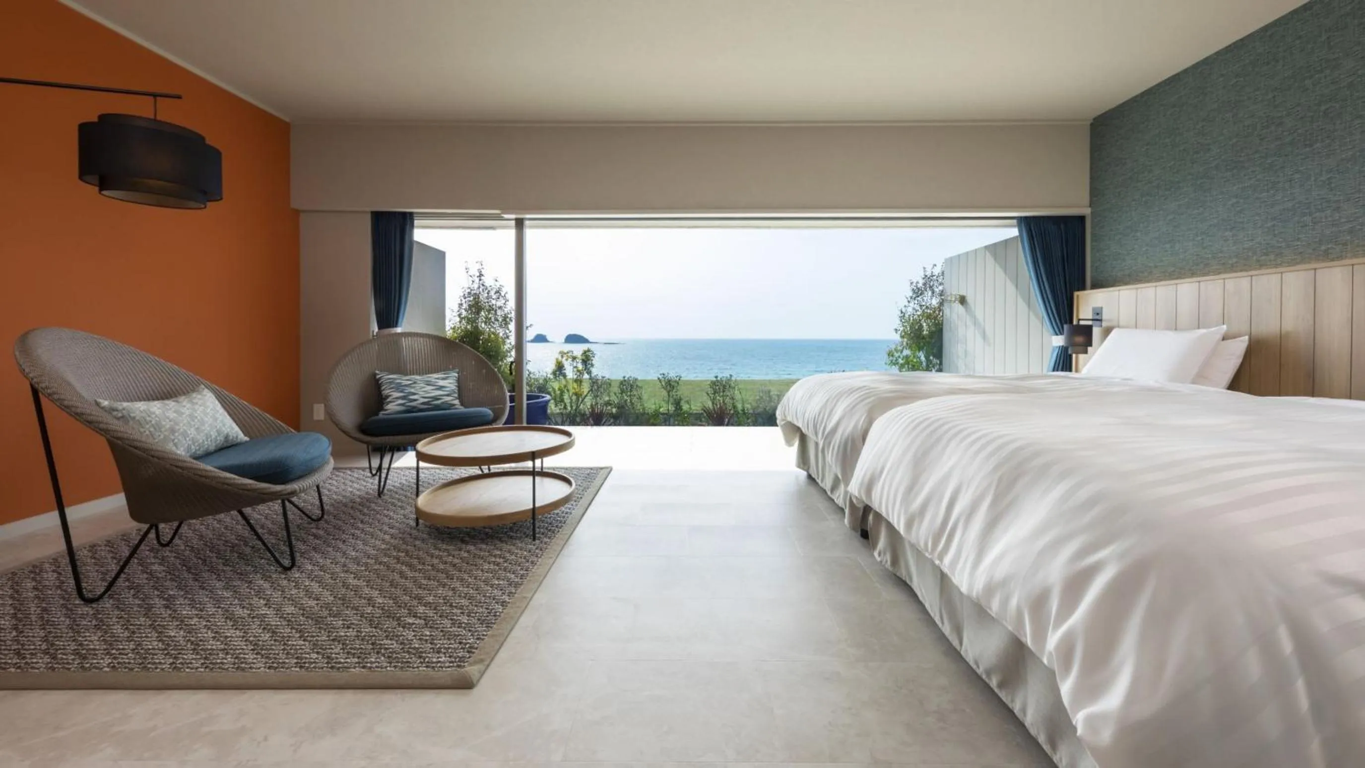 Bed in Hotel Nishinagato Resort