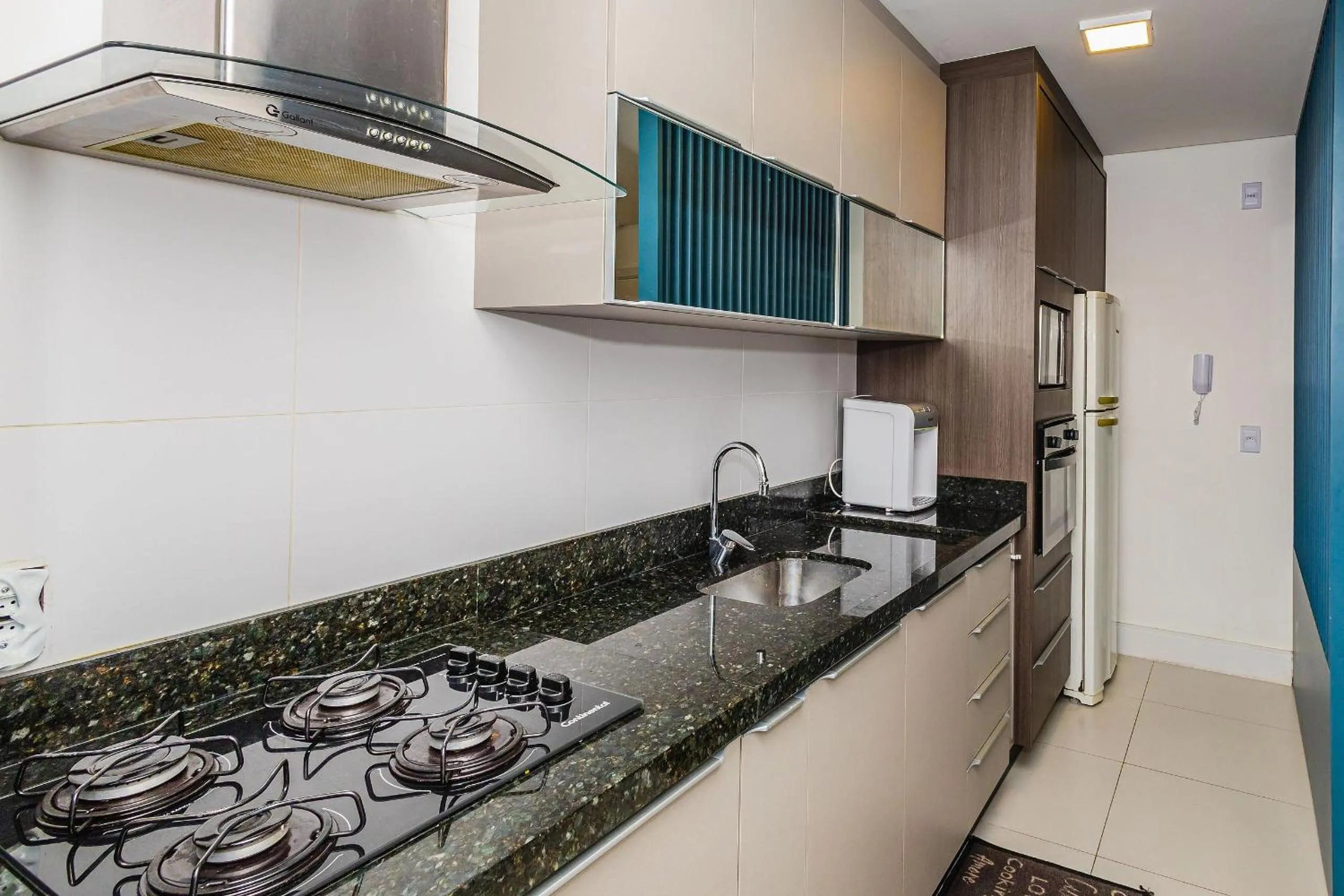 Kitchen or kitchenette in Venice Home Club - Balneário Piçarras