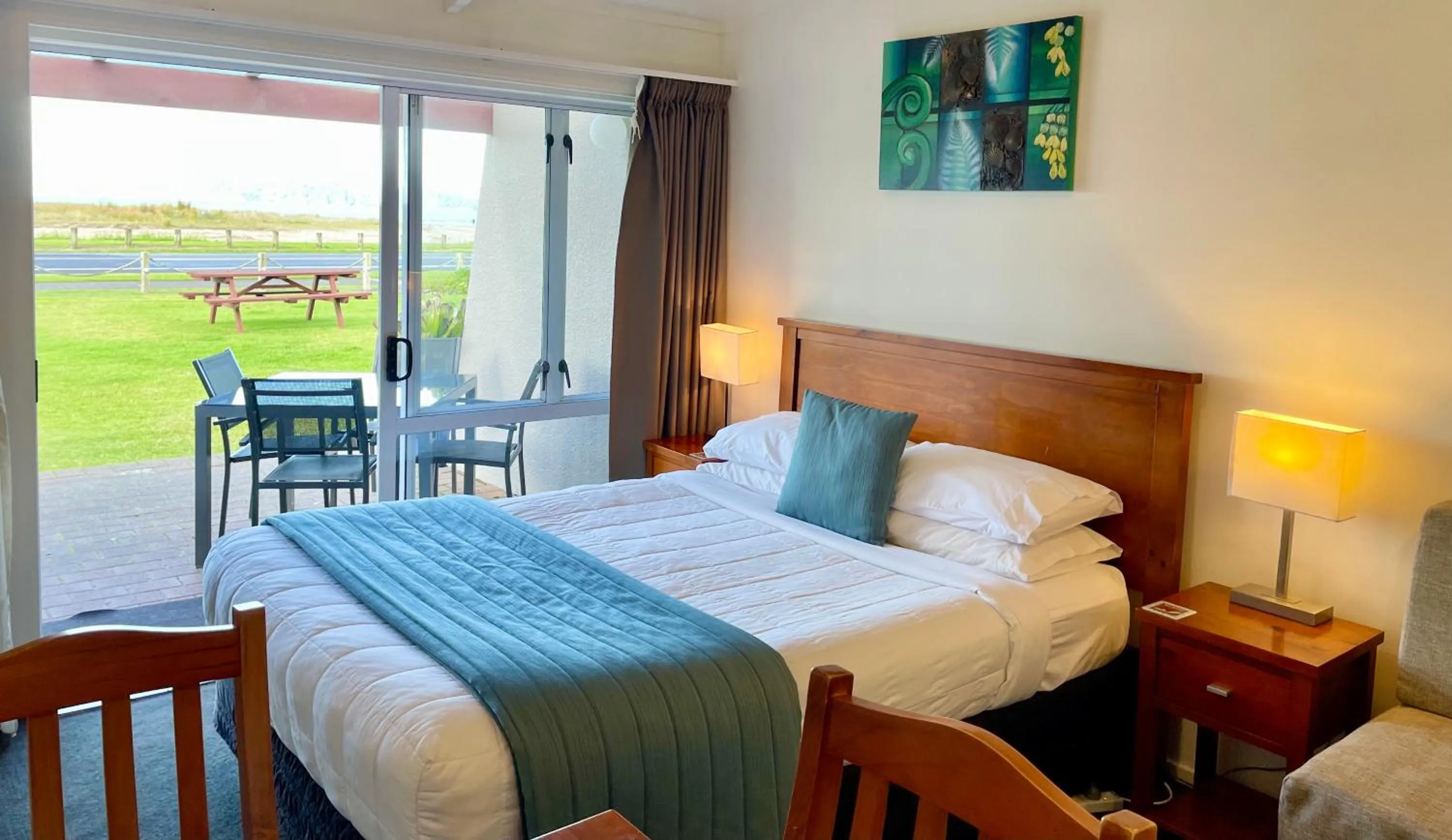 Bed in Baileys At The Beach