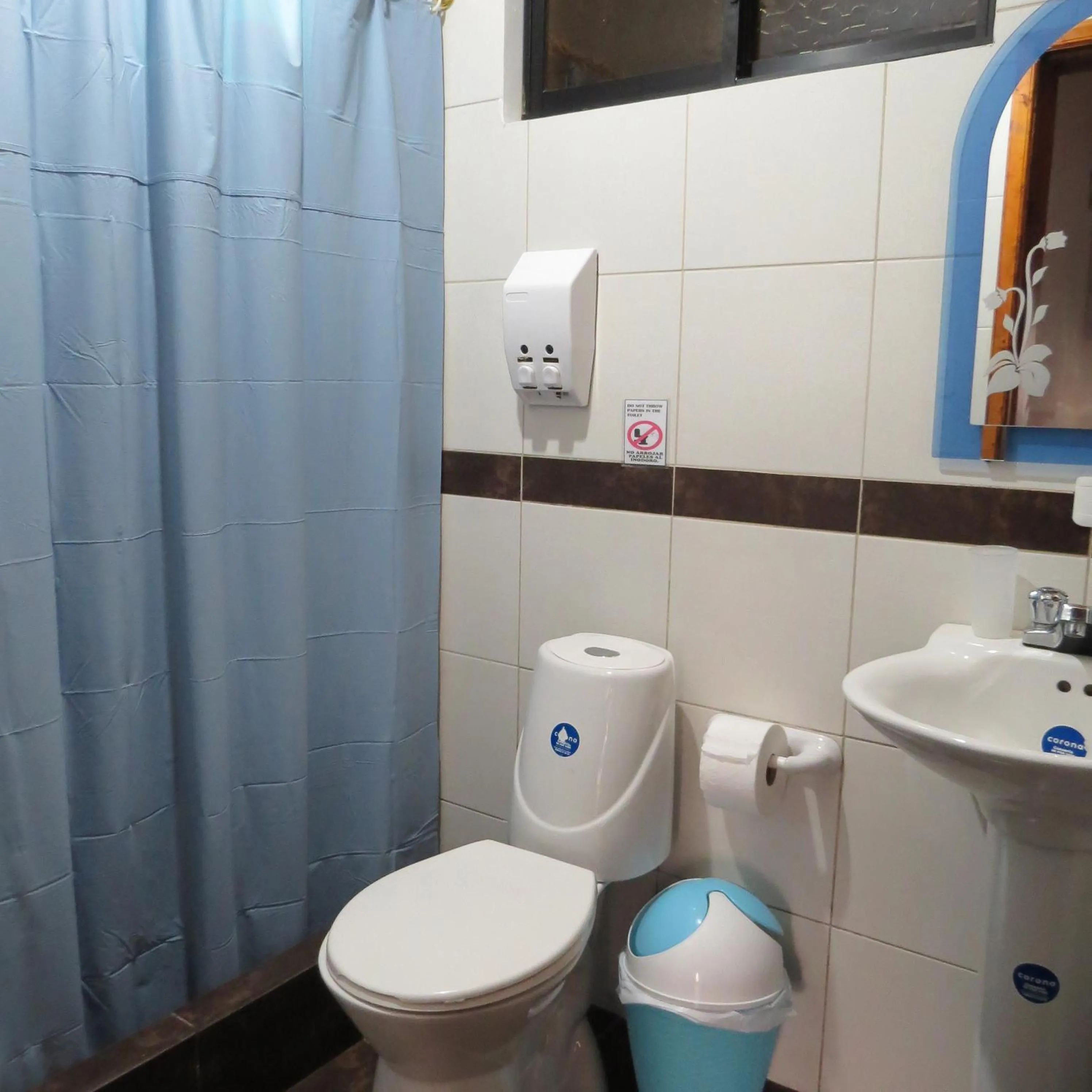 Hosteria Airport Garden