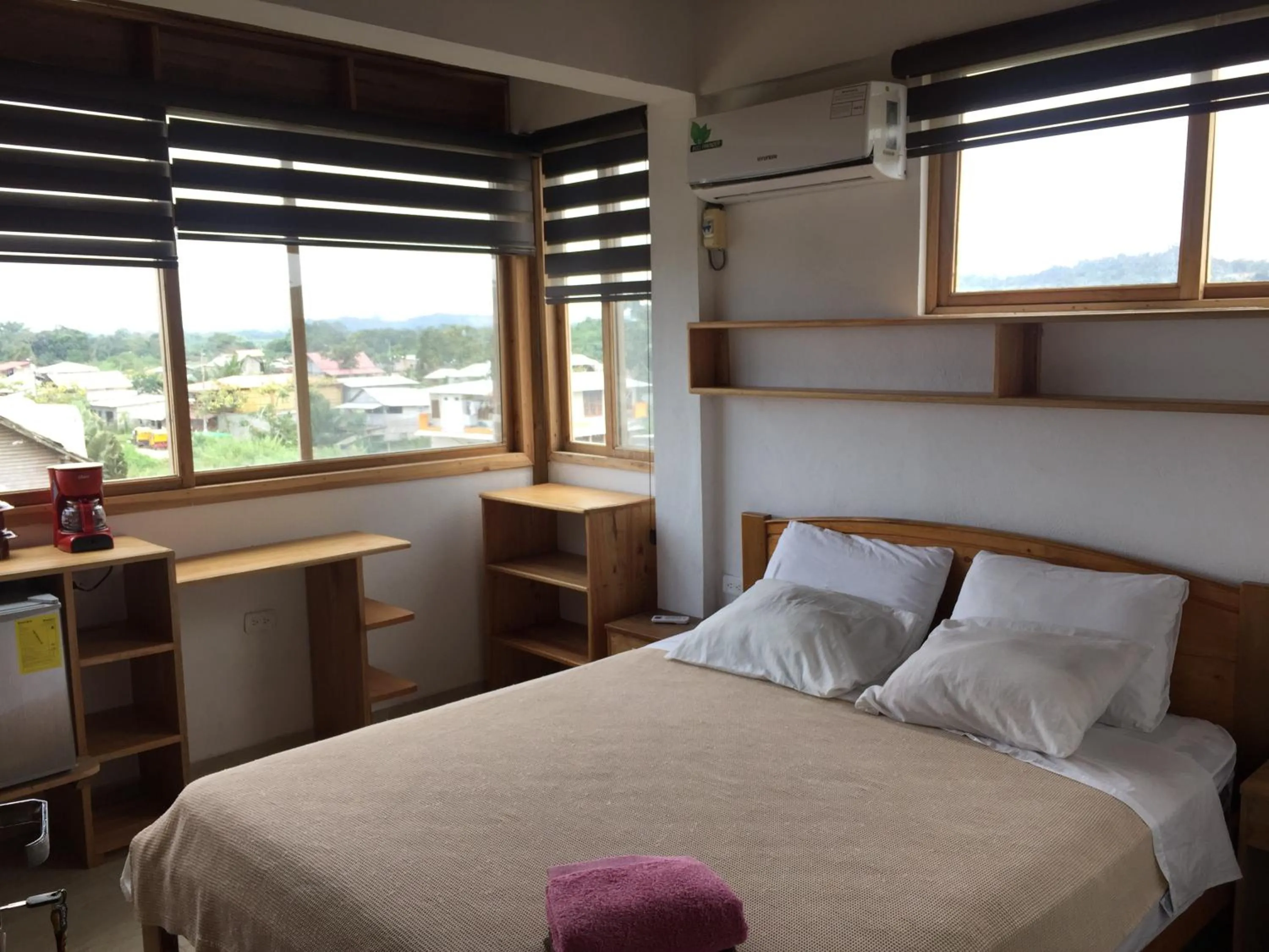 Suite with Sea View - single occupancy in La Facha Hostal Restaurant Surf