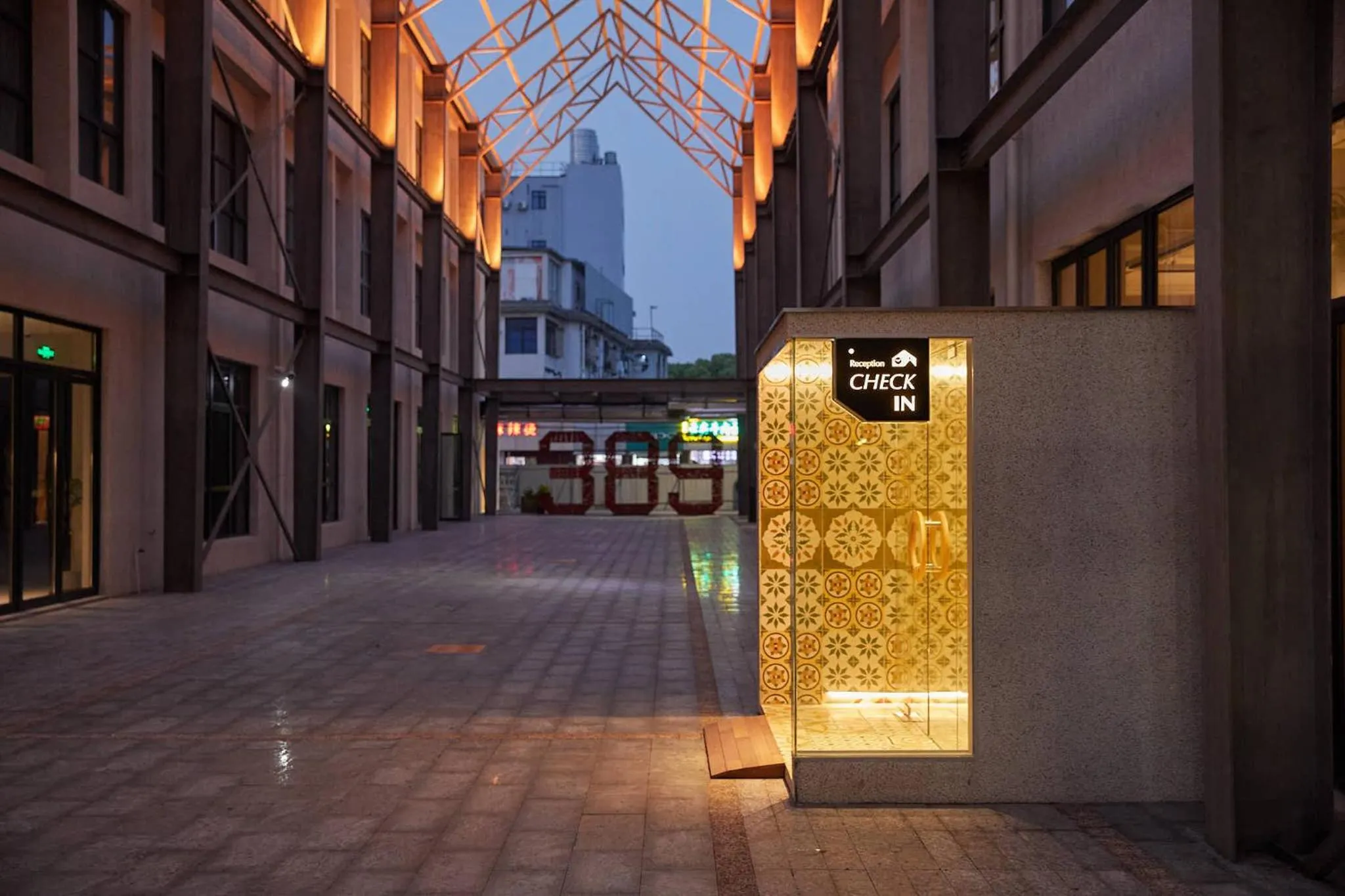 Off site in Yitel Hotel Shanghai ex Timeless Boutique House