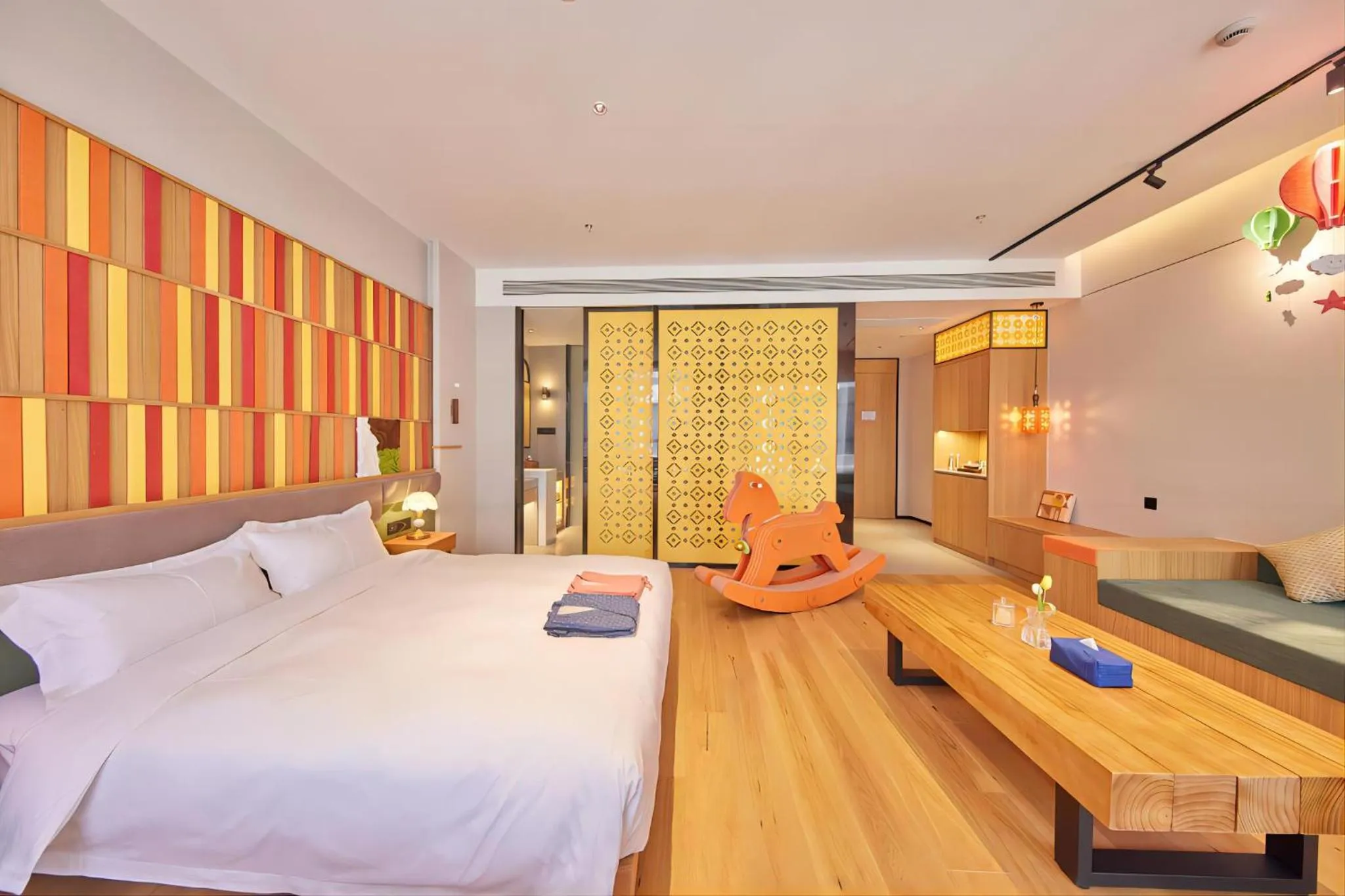 Photo of the whole room, Bed in Yitel Hotel Shanghai ex Timeless Boutique House