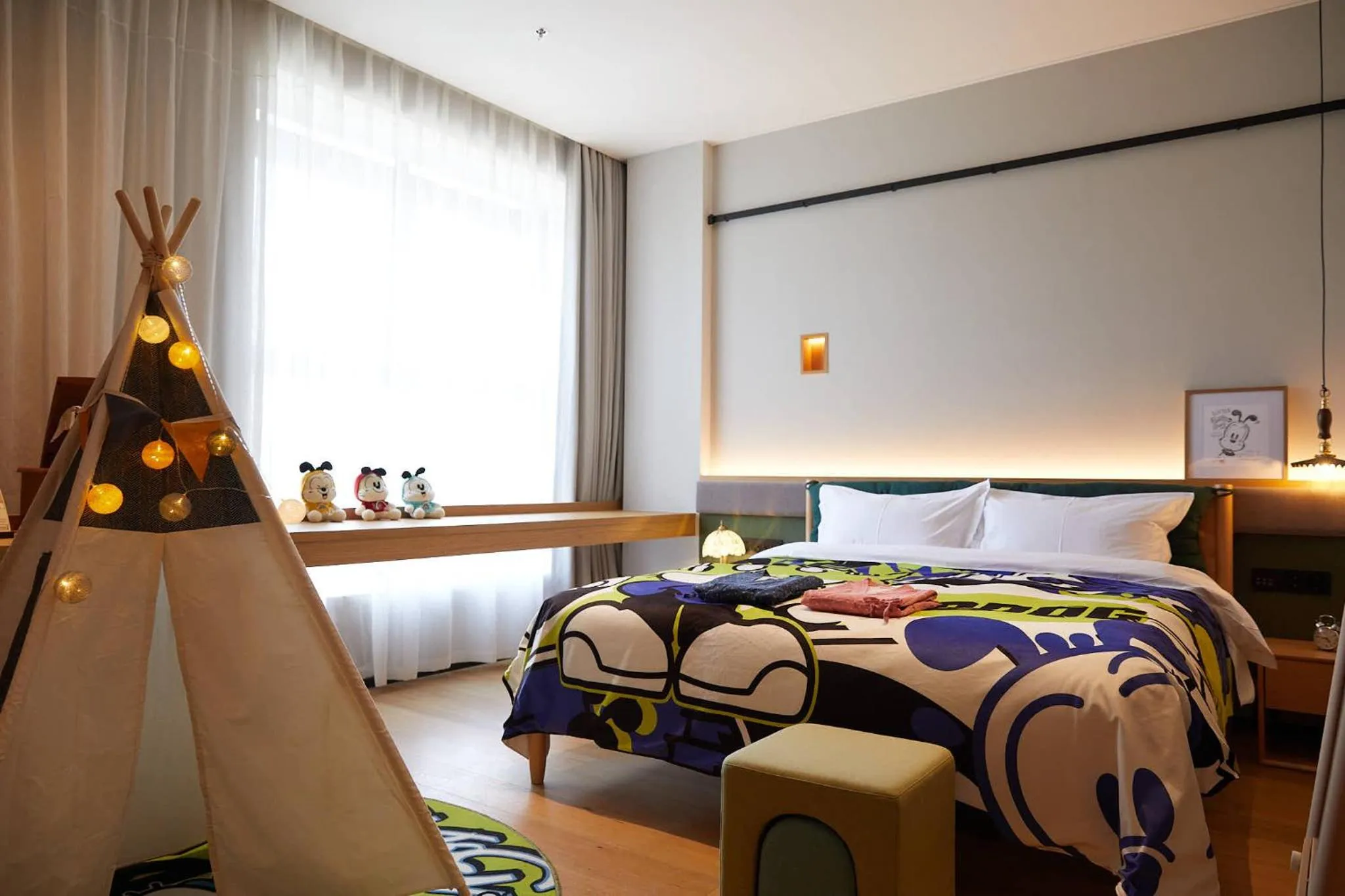 Photo of the whole room, Bed in Yitel Hotel Shanghai ex Timeless Boutique House