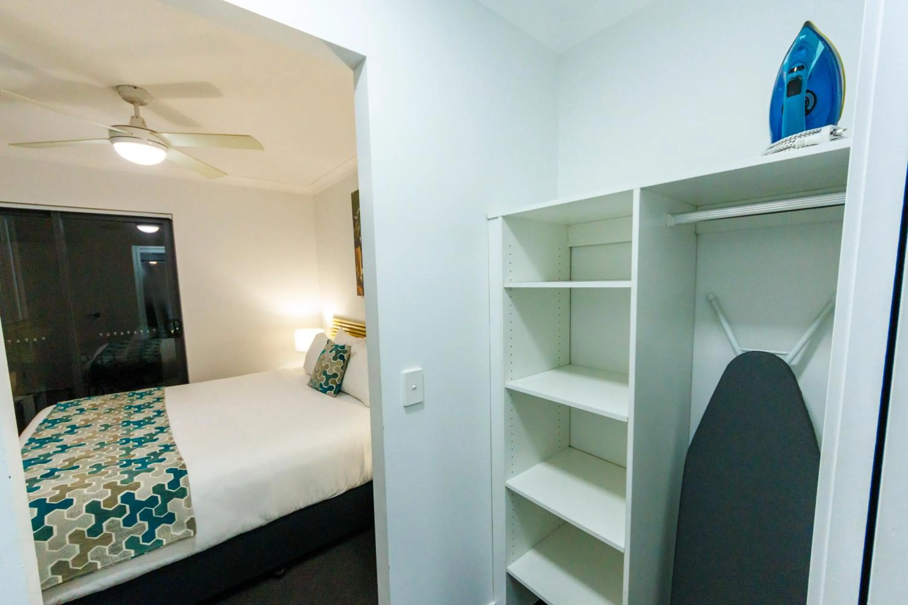 Bedroom, Bed in Atrio Apartments