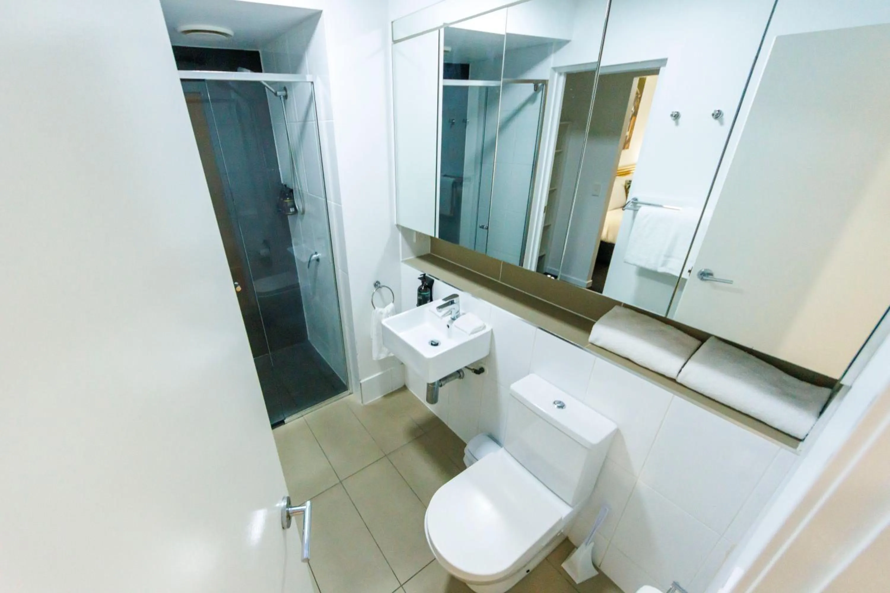 Shower in Atrio Apartments