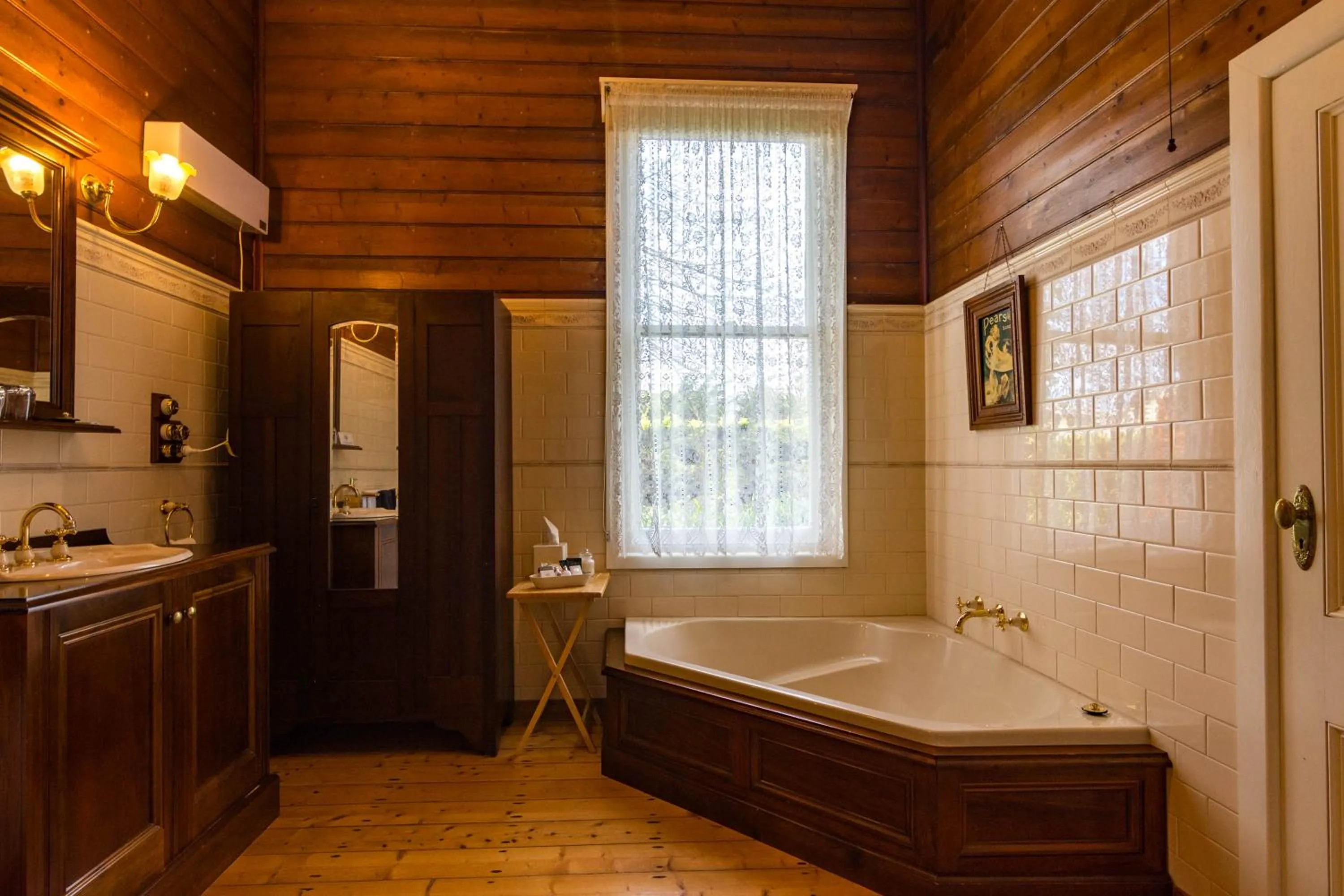 Bathroom in Heytesbury House