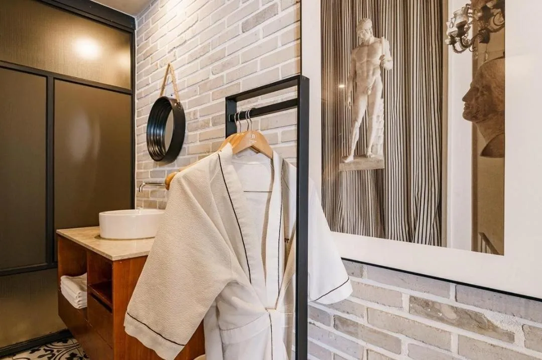 Shower in Brown-Dot Hotel Gwangalli beach