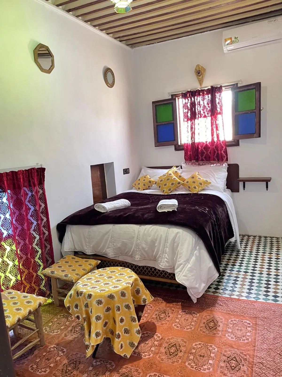 Bed in Riad Blue Oasis