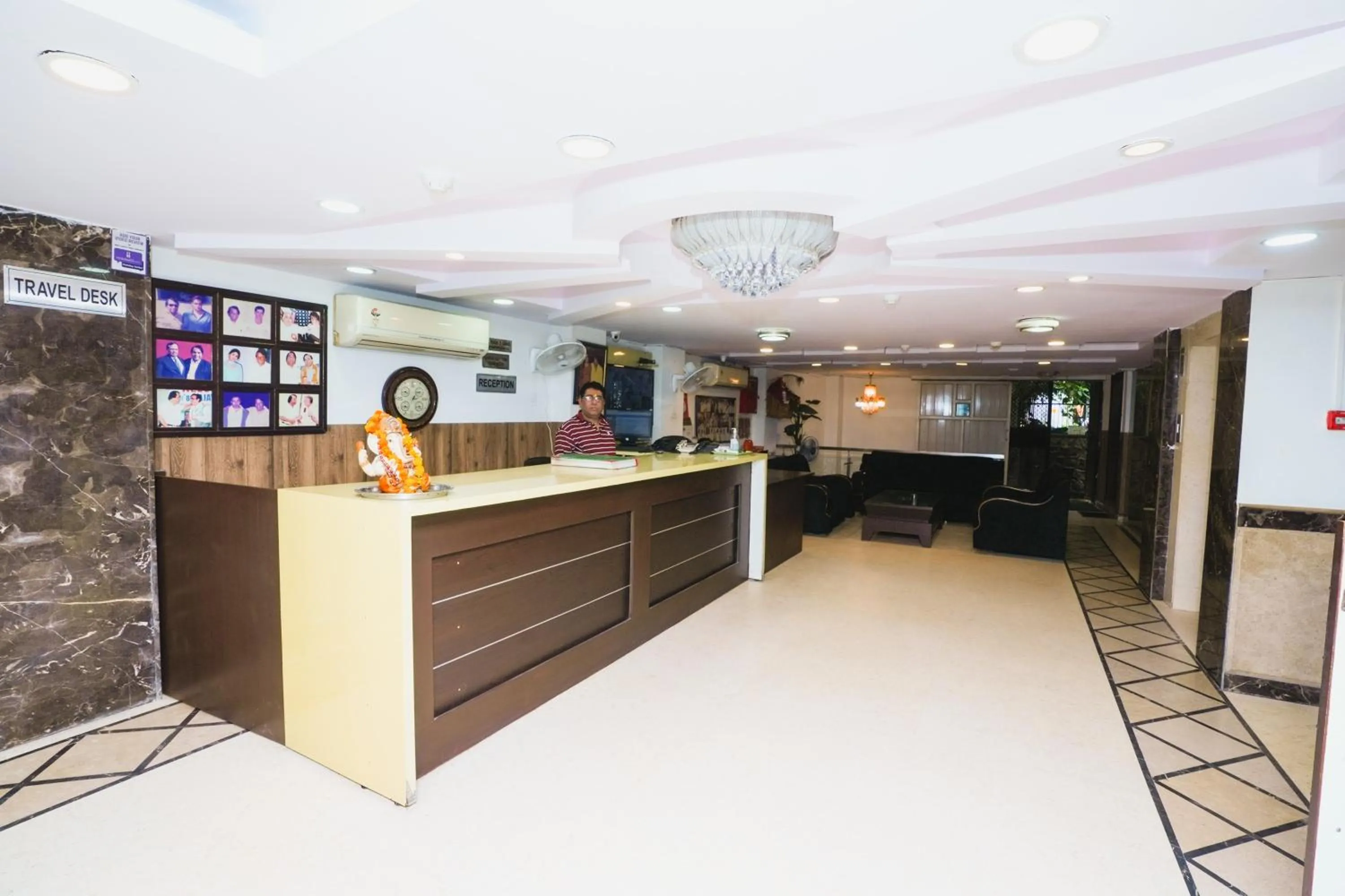 Lobby or reception in Hotel High 5 Land