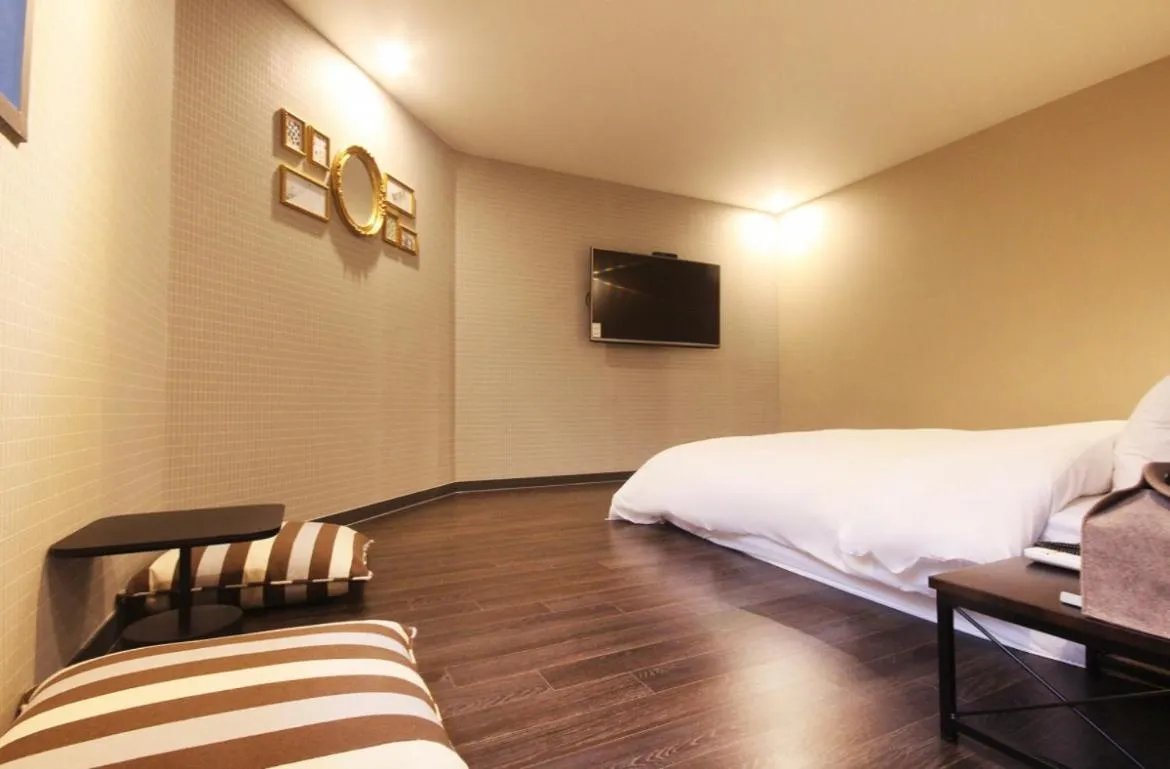 Brown Dot Hotel Daeyeon