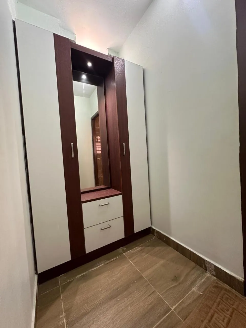 wardrobe in Serene Villa