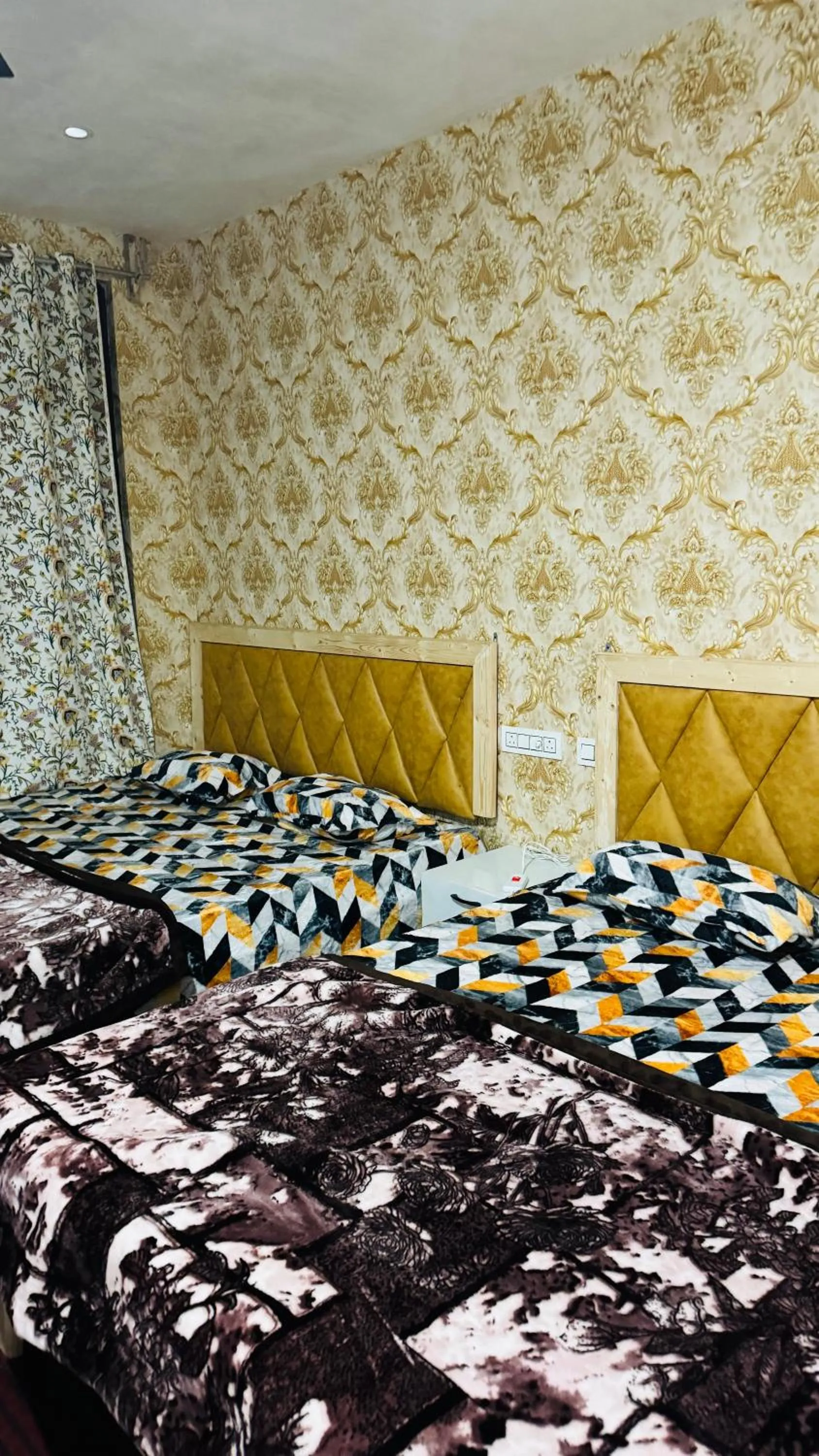 Bed in Lakes and peaks