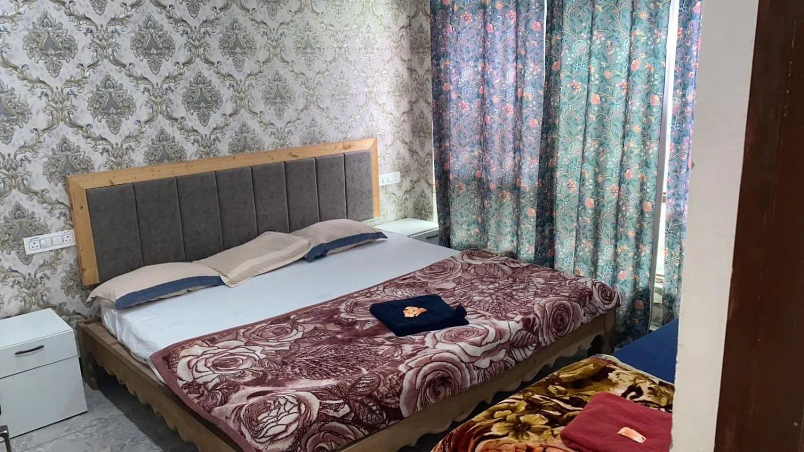 Bed in Lakes and peaks