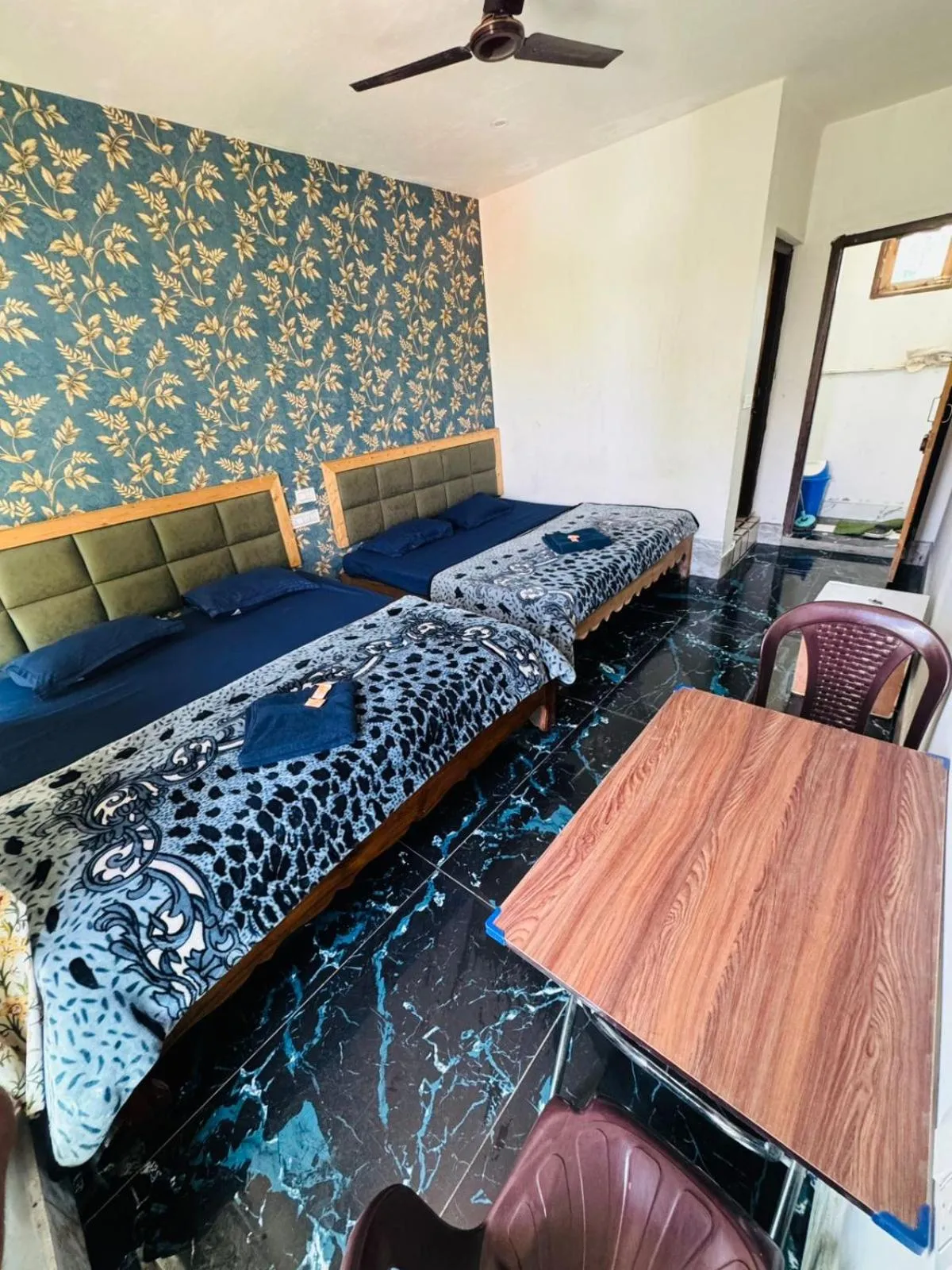 Bed in Lakes and peaks