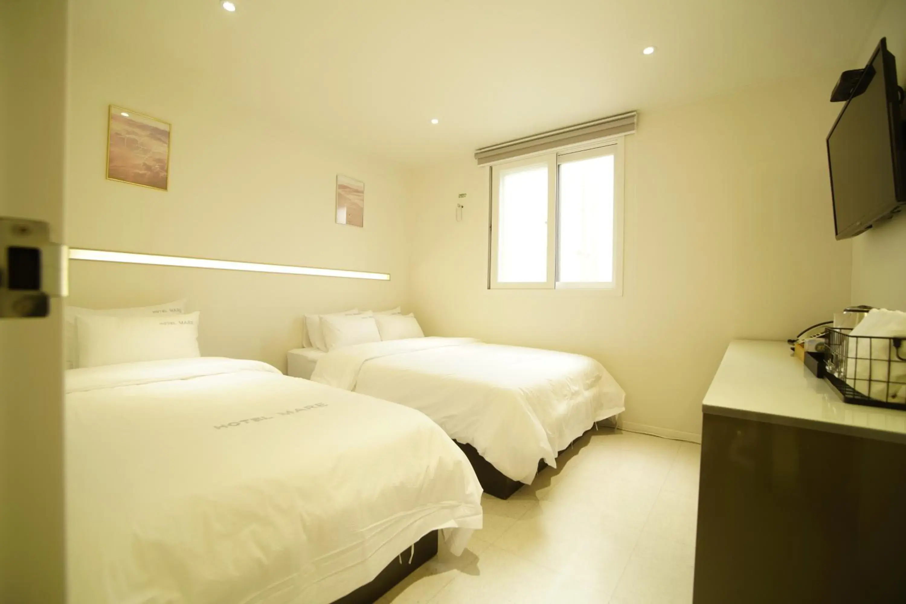 Standard Twin Room in Hotel MARE Standard Twin Room in Hotel MARE