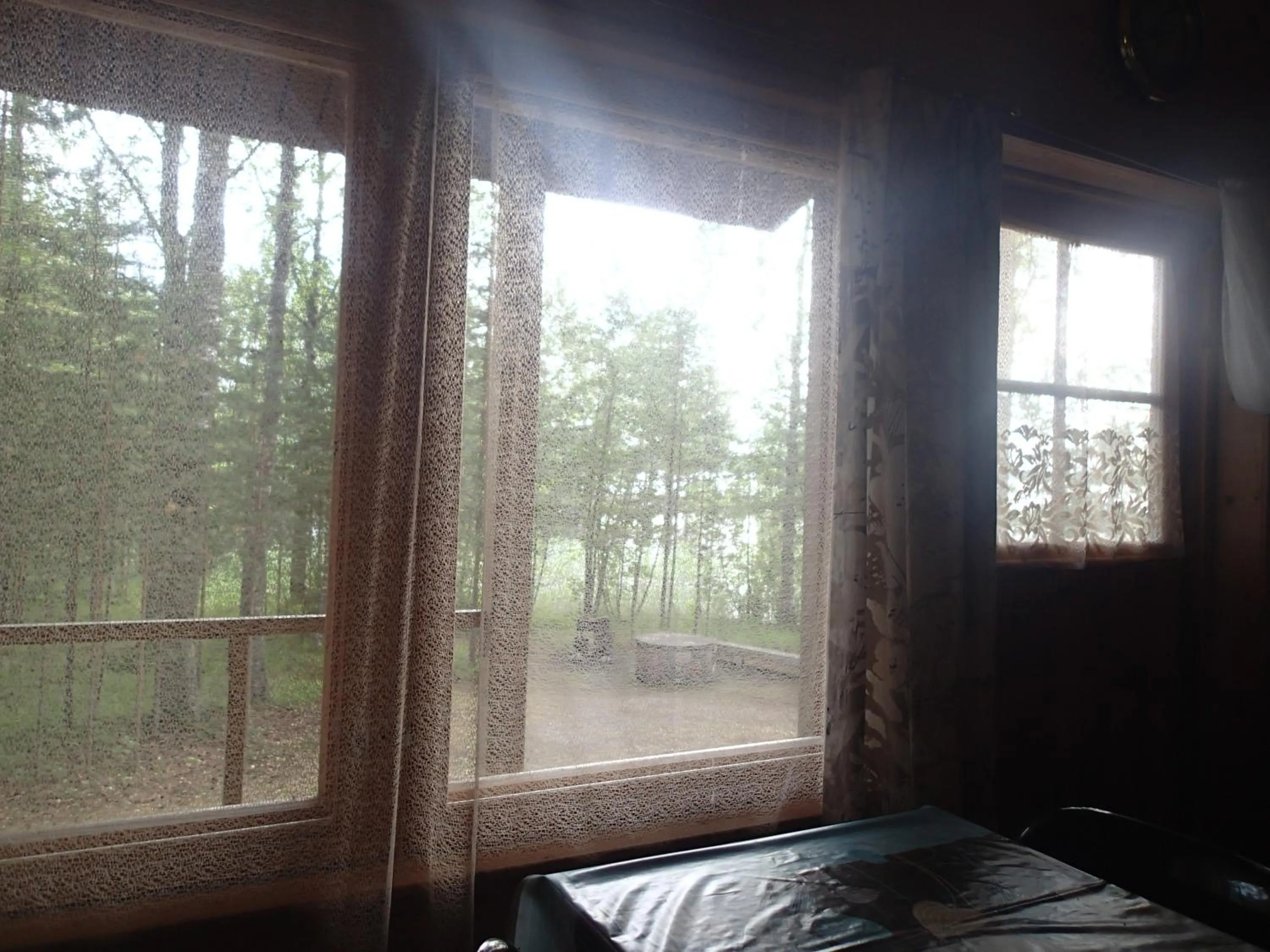 Inner courtyard view in Lomasaaret Cottages