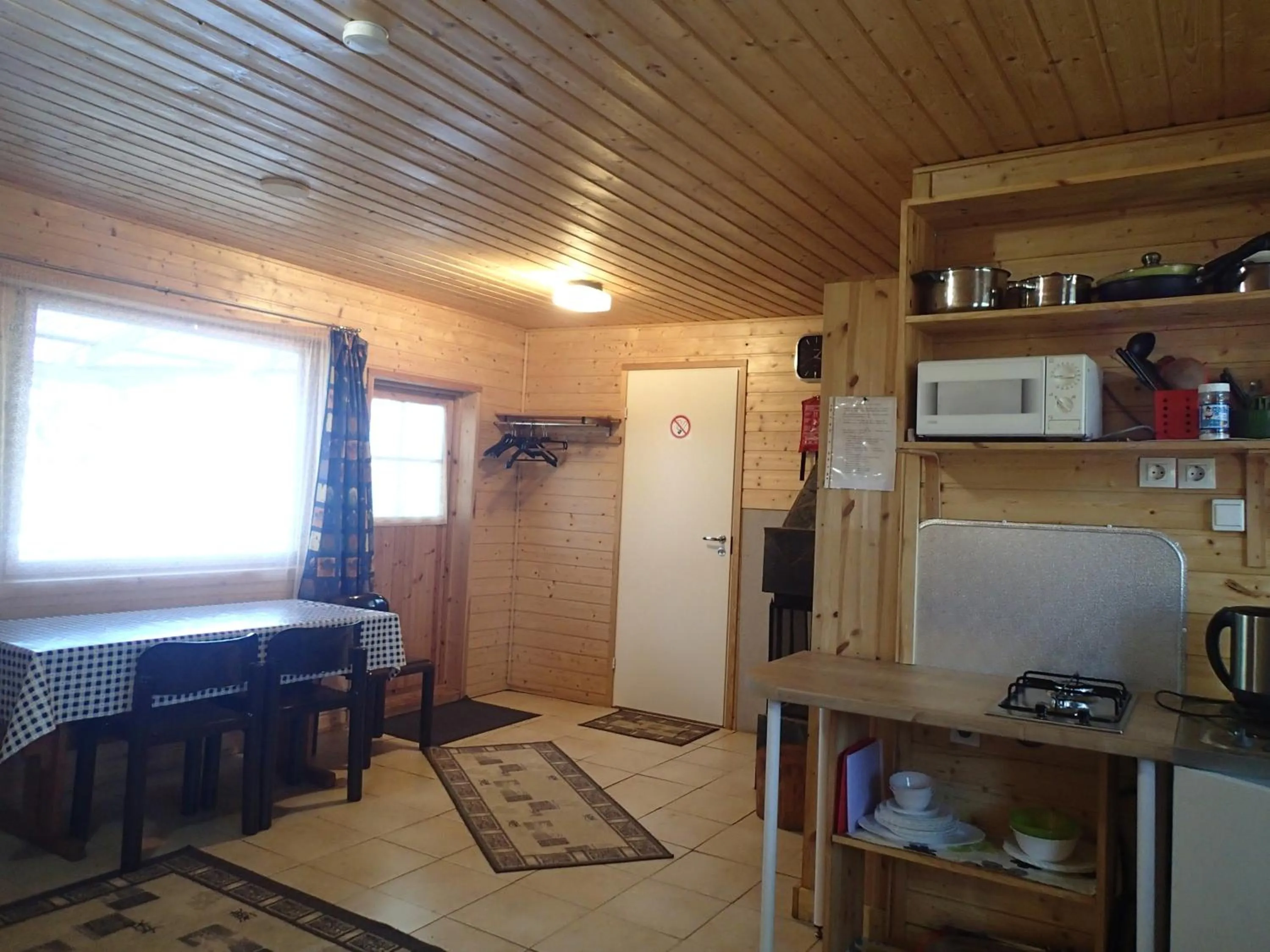 Photo of the whole room in Lomasaaret Cottages
