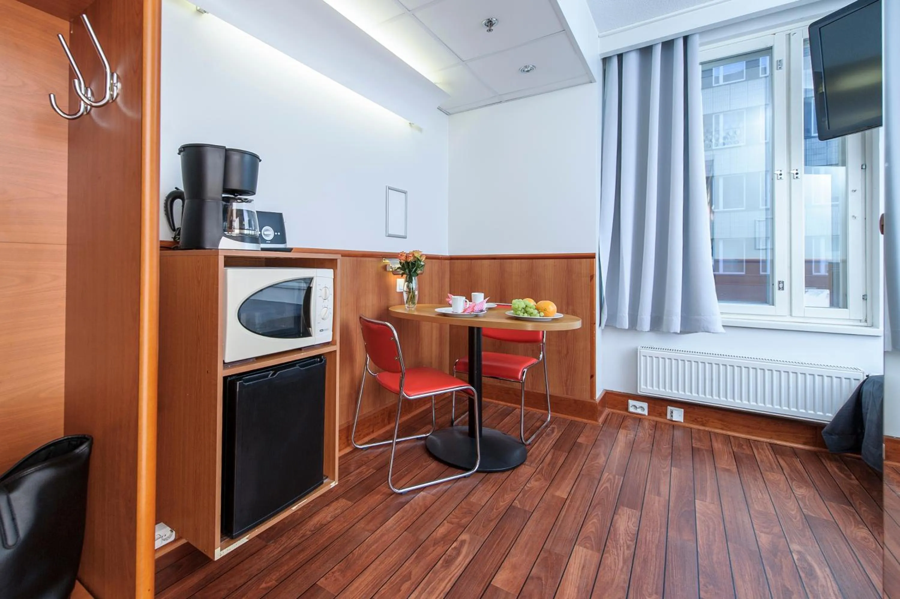 Coffee/tea facilities in Forenom Aparthotel Tampere