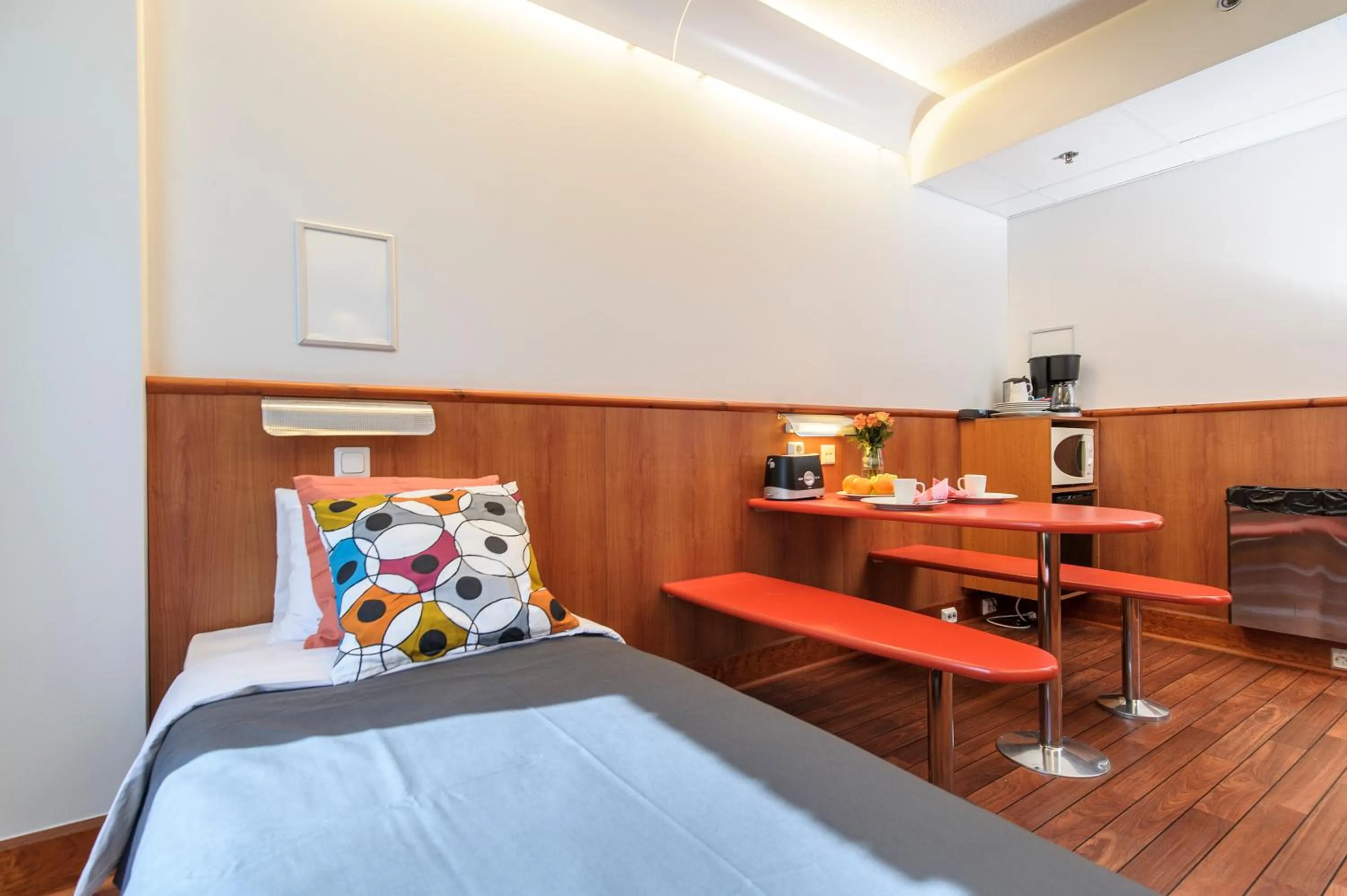 Bed in Forenom Aparthotel Tampere