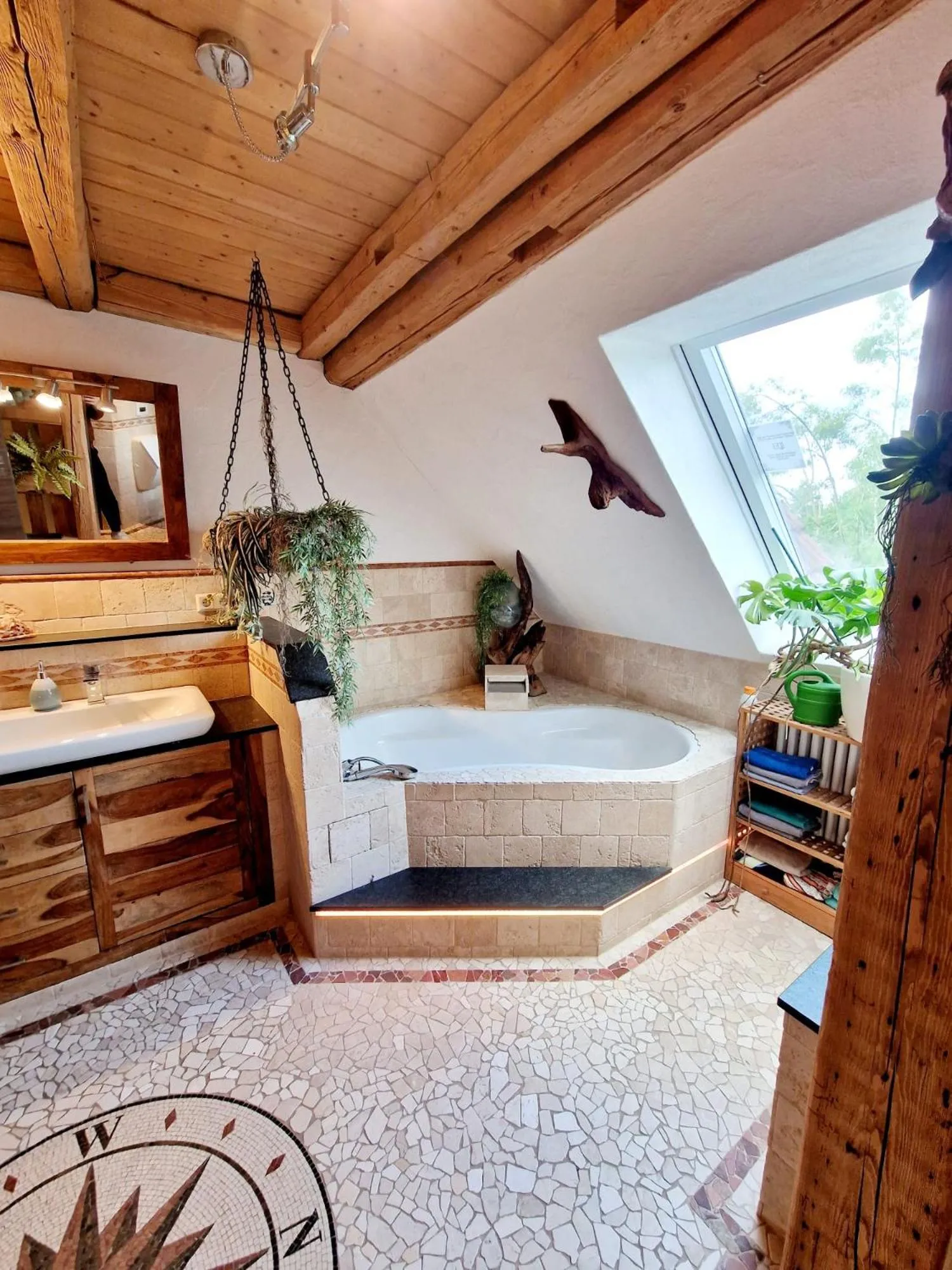 Wood & Stone Lodge 2