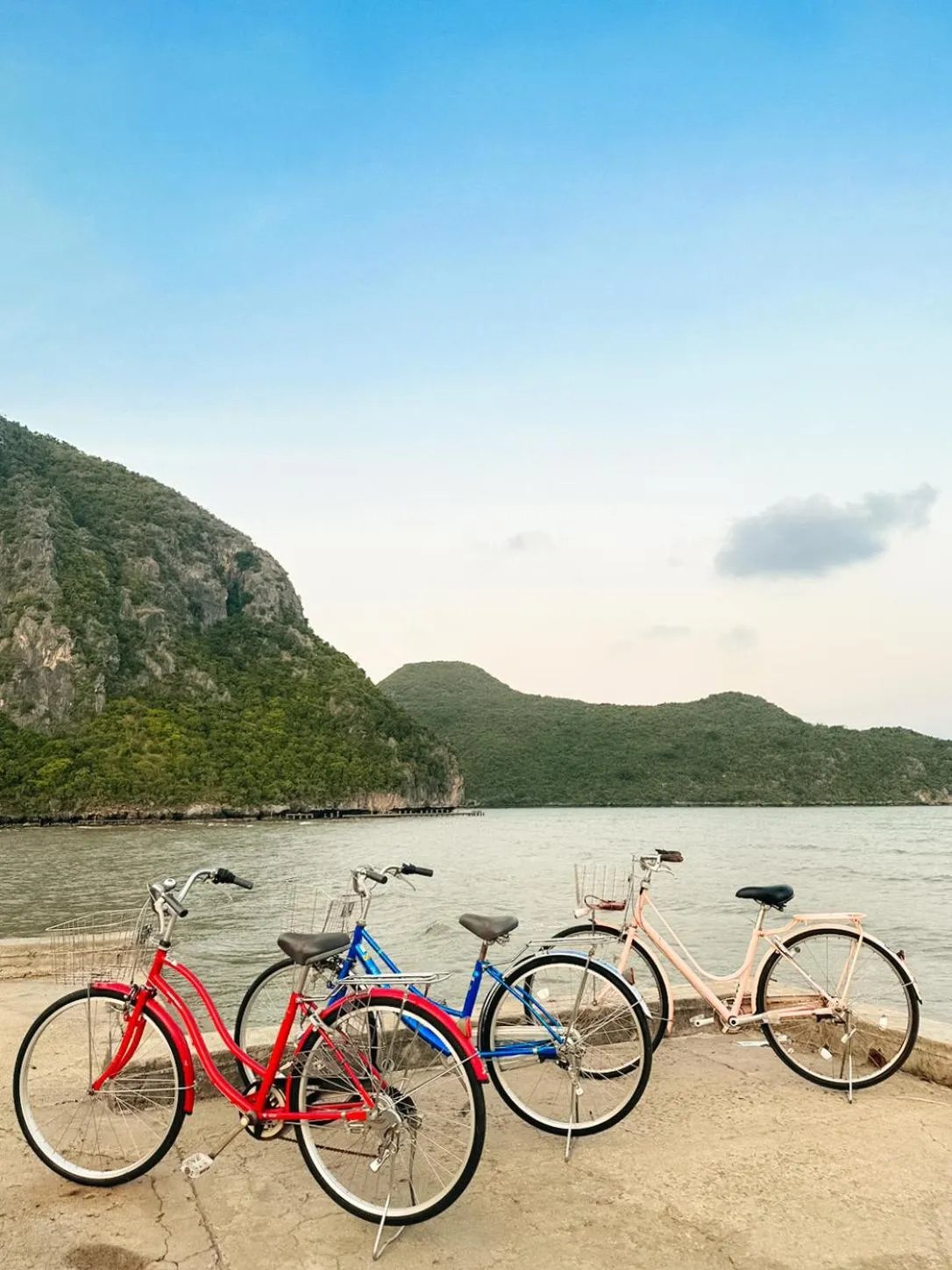 Cycling in Anika boutique - อัณณิกา บูทีค