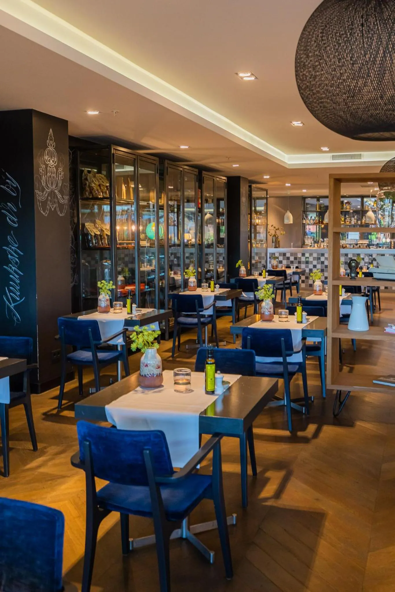 Restaurant/places to eat in Van der Valk Hotel Eindhoven
