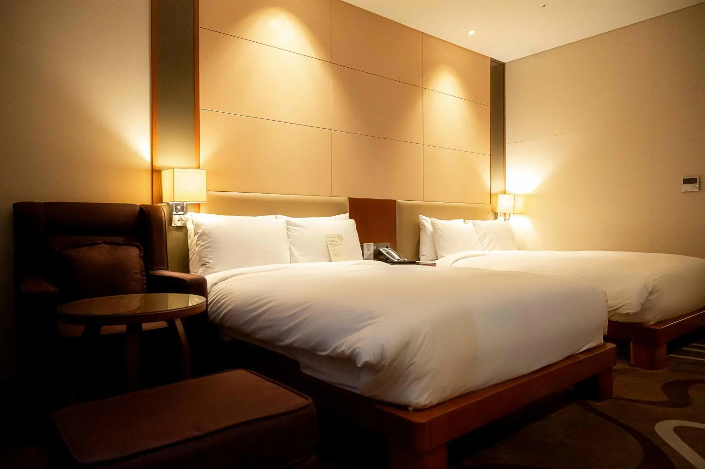 Bed in I Square Hotel