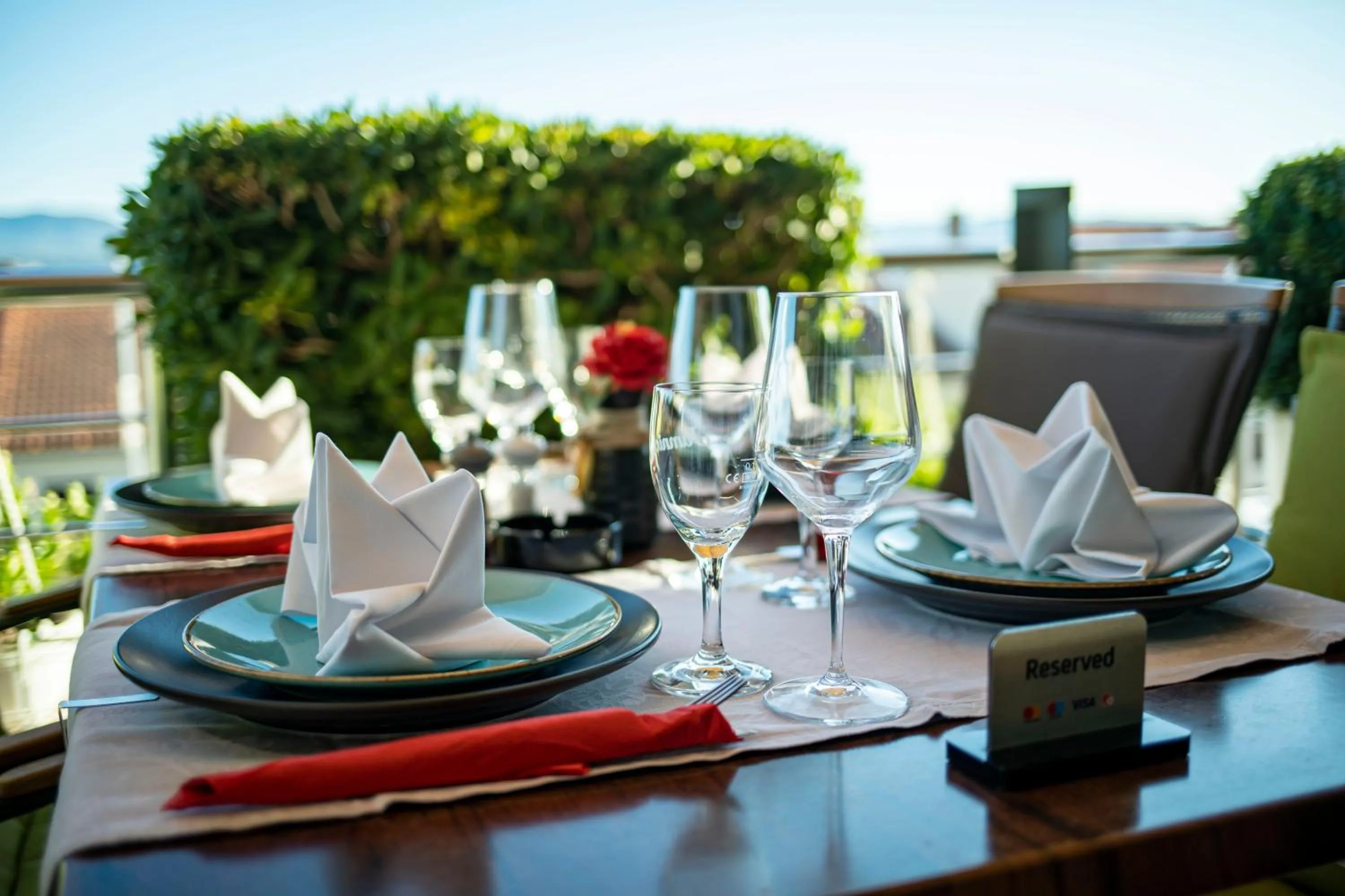 Restaurant/places to eat in Apartments Villa Azzurra Bol