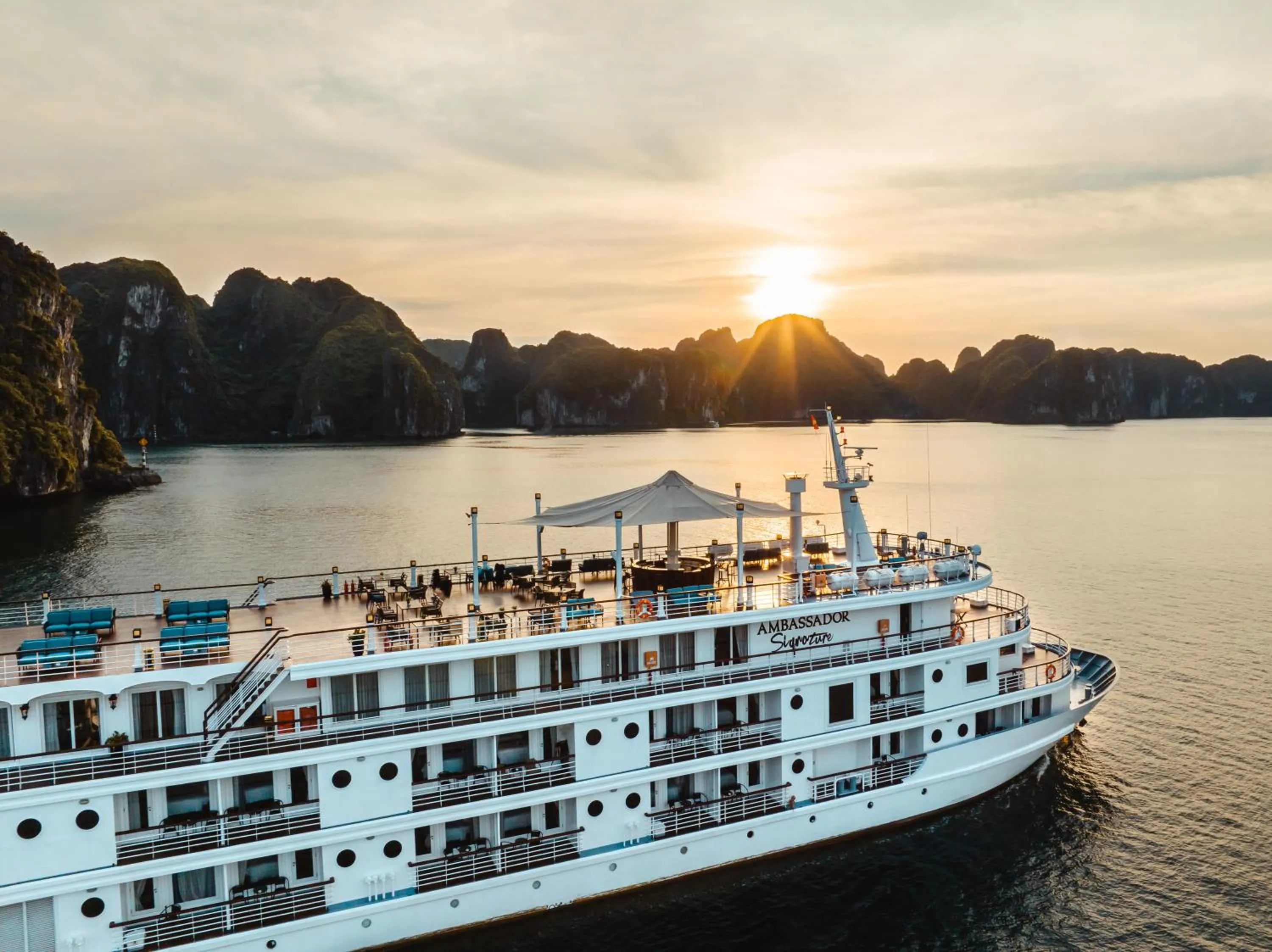 Ambassador Signature Cruise - Lan Ha Bay