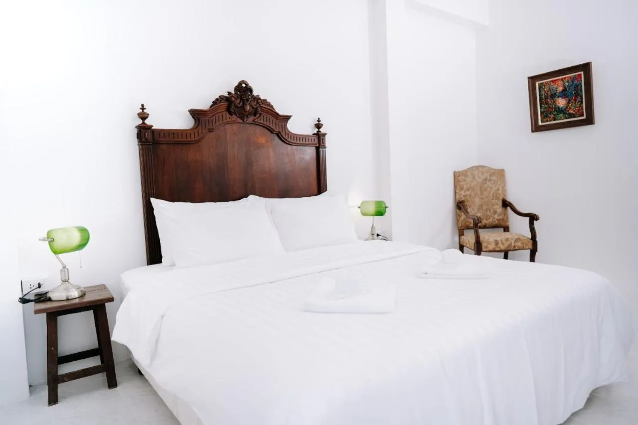 Bed in The Courtyard Chiangrai