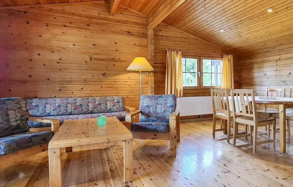 Three-Bedroom House in Werrapark Resort Ferienhäuser Am Sommerberg Premium Three-Bedroom House in Werrapark Resort Ferienhäuser Am Sommerberg Premium