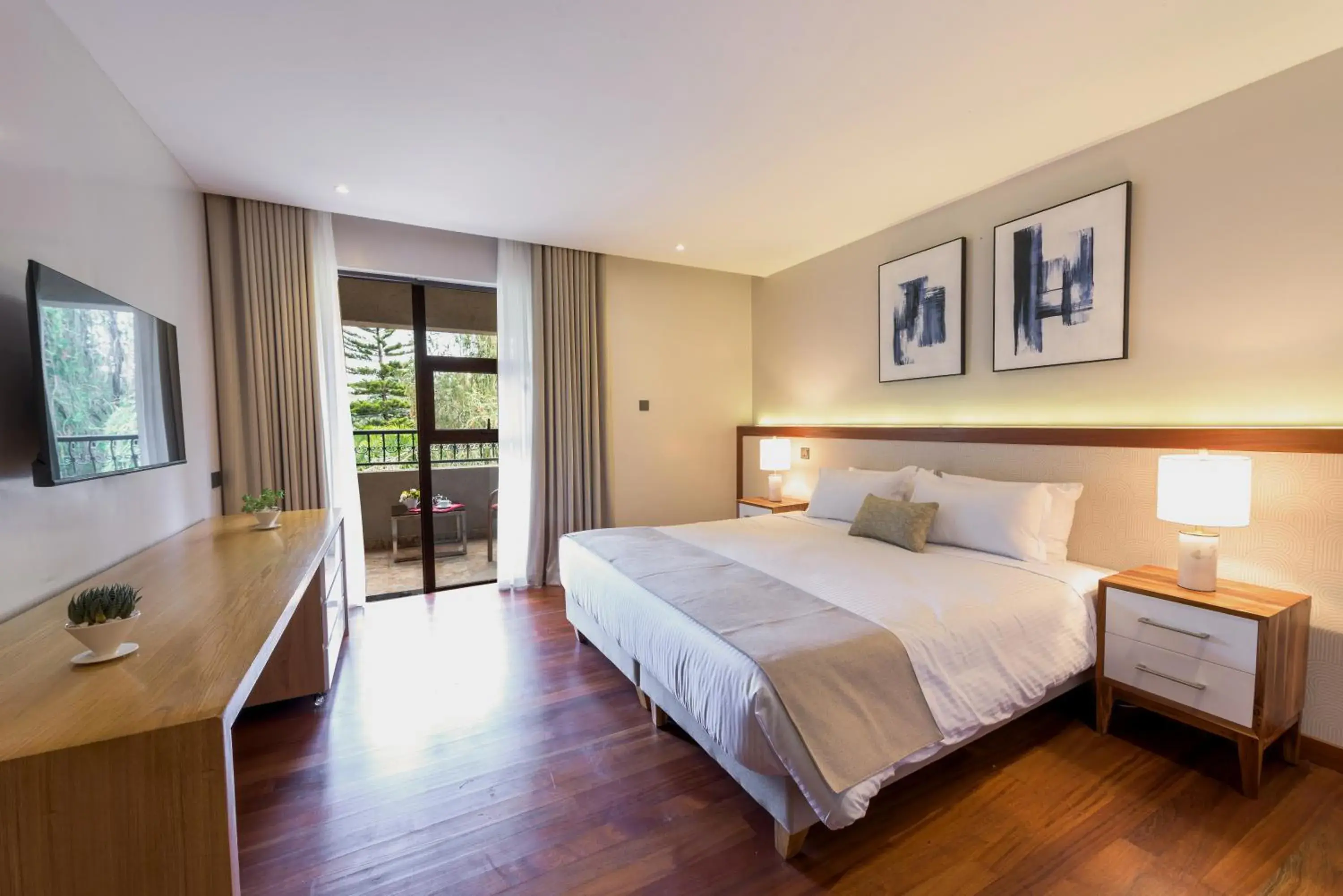 King Room - single occupancy in Deerpark Luxury Stays King Room - single occupancy in Deerpark Luxury Stays