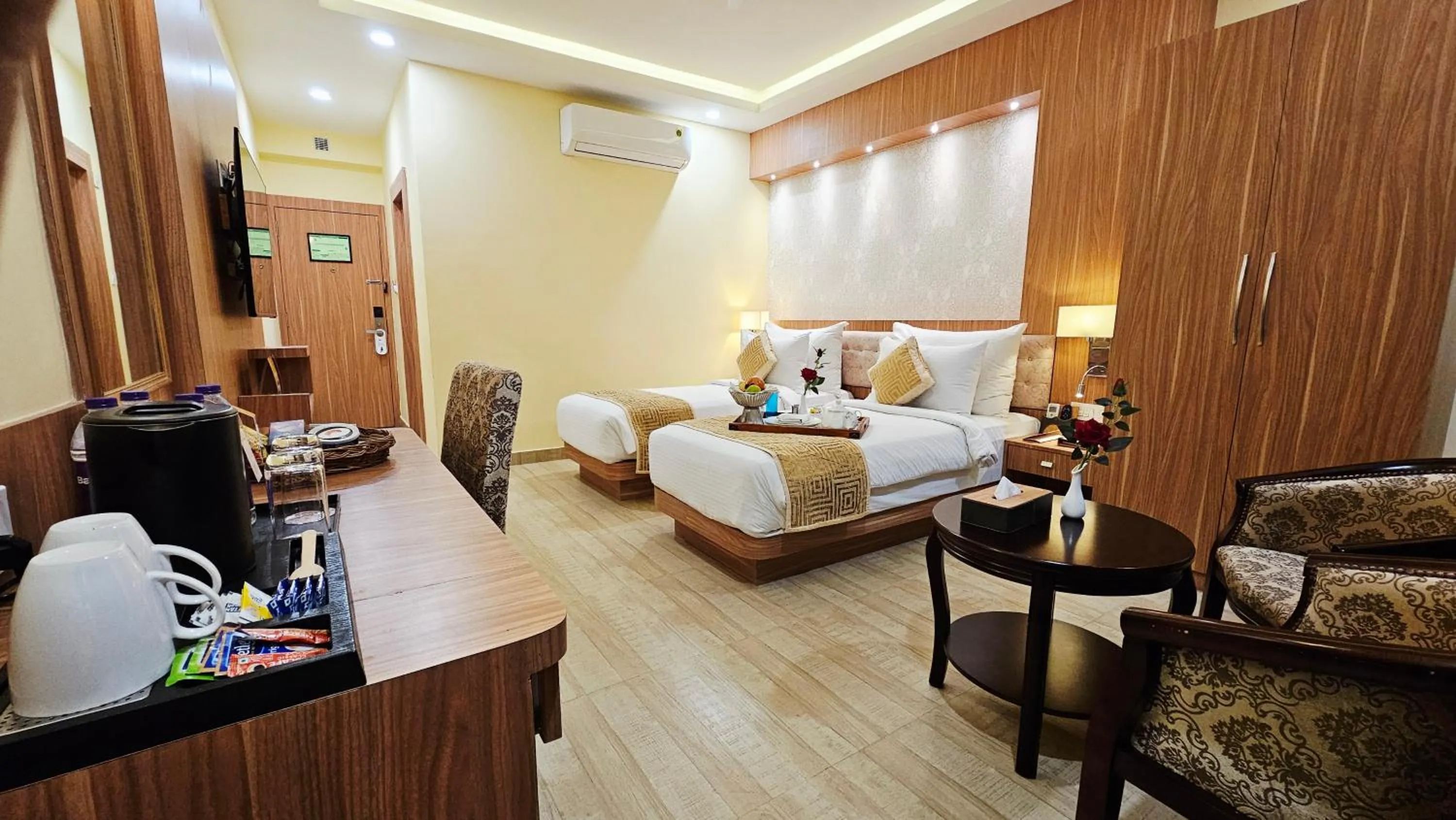 Photo of the whole room, Bed in The Royal Bihar